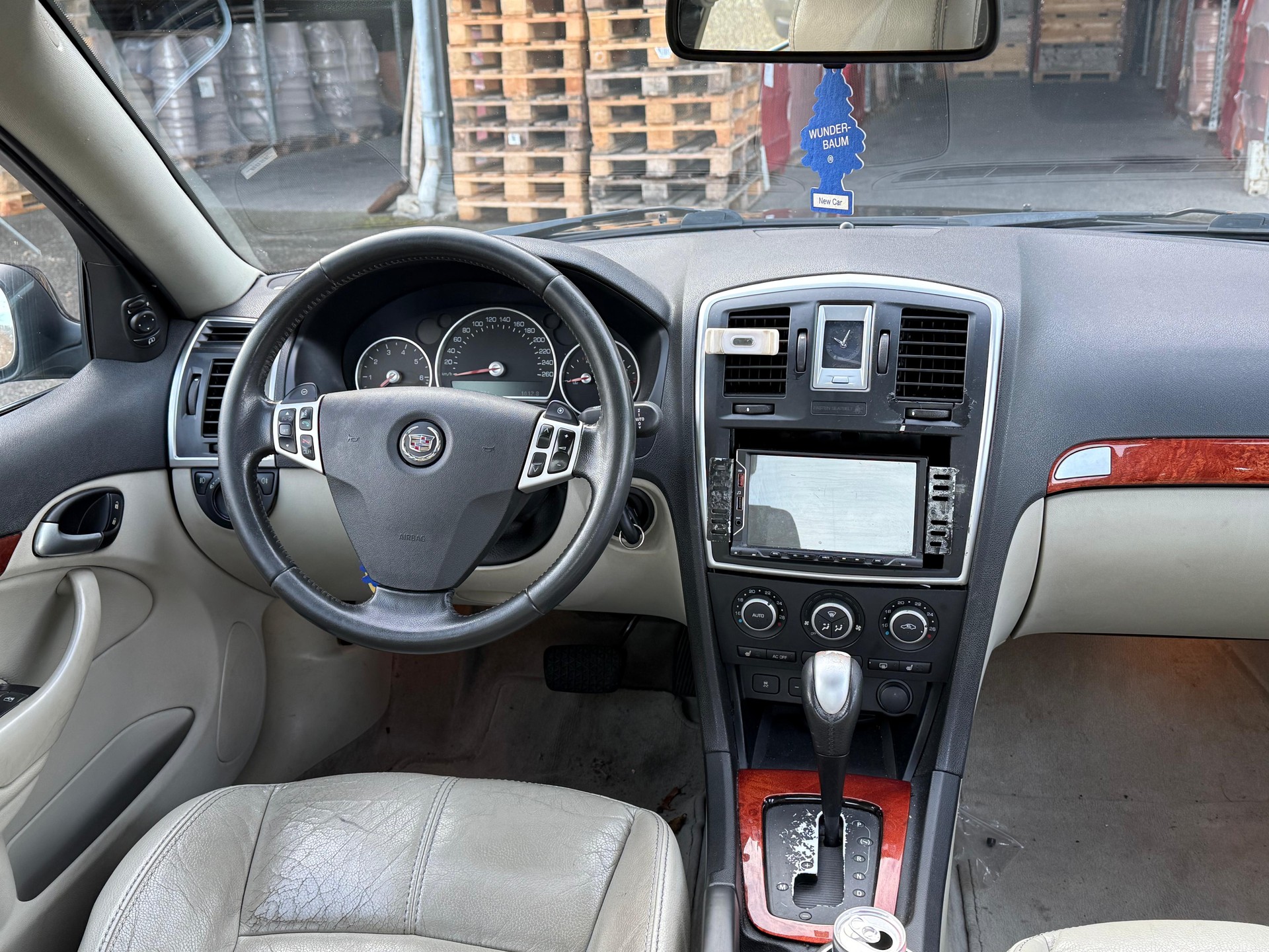 CADILLAC BLS 2.0T-image-4