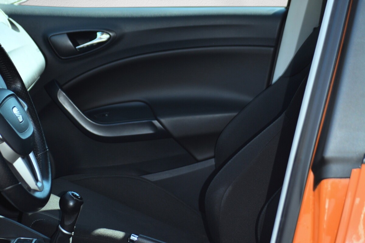 SEAT Ibiza 1.9 TDI Sport Frisch ab MFK-image-9