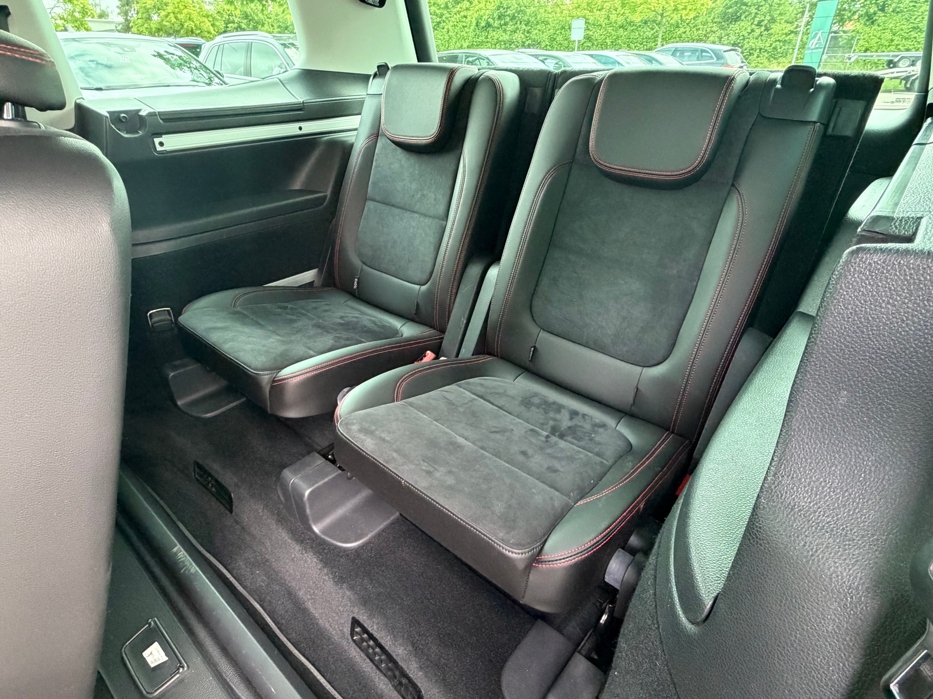 SEAT Alhambra 1.4 TSI FR Line DSG-image-13