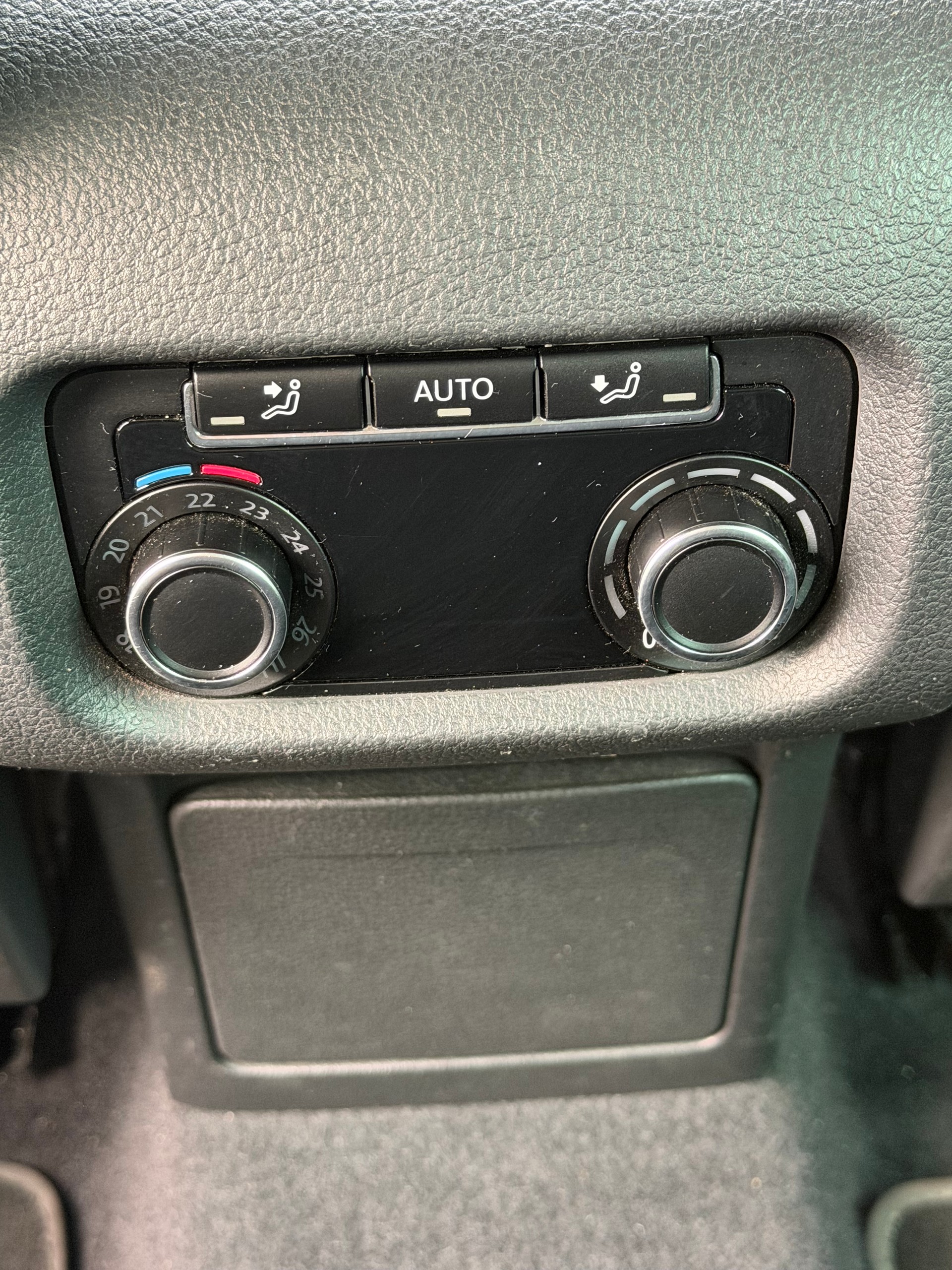 SEAT Alhambra 1.4 TSI FR Line DSG-image-14