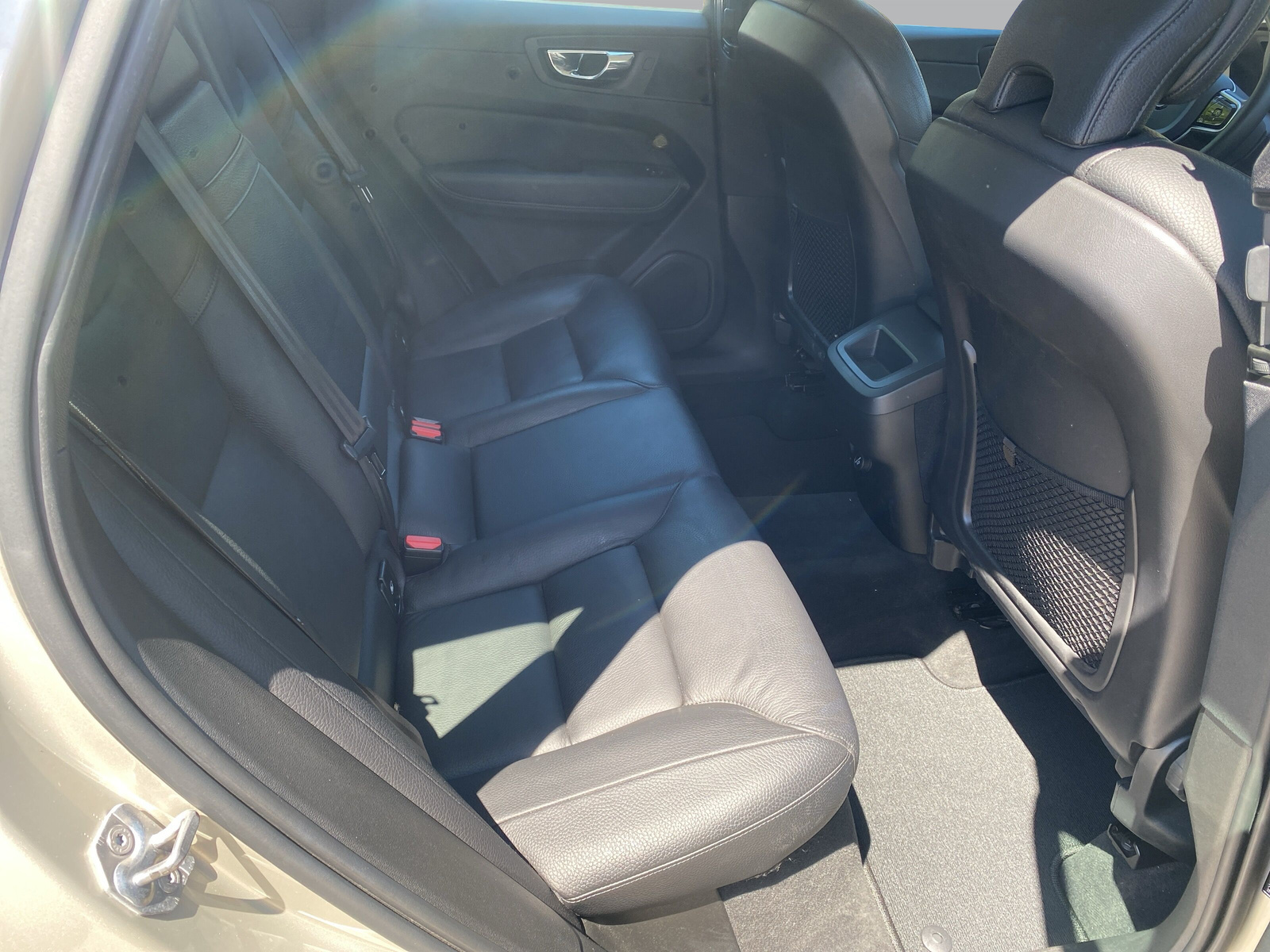 VOLVO XC60 D4 AWD Inscription Geartronic-image-12