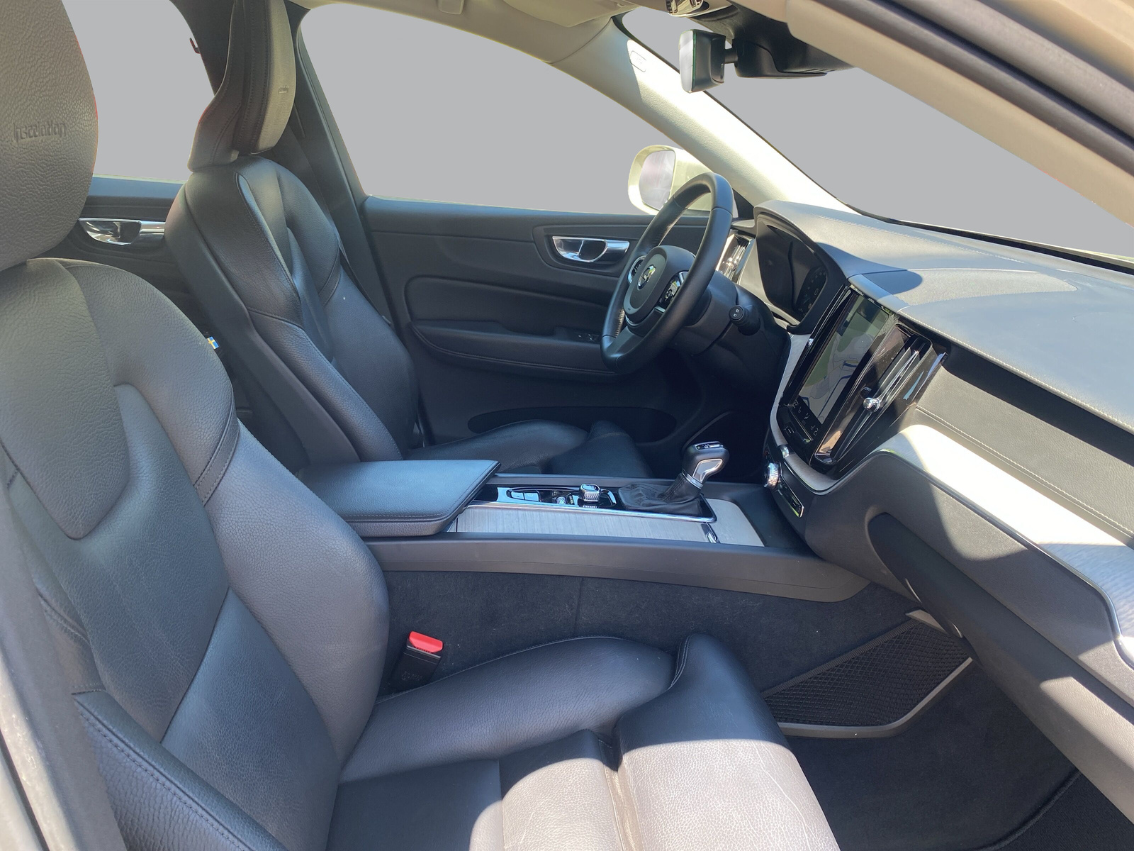 VOLVO XC60 D4 AWD Inscription Geartronic-image-11