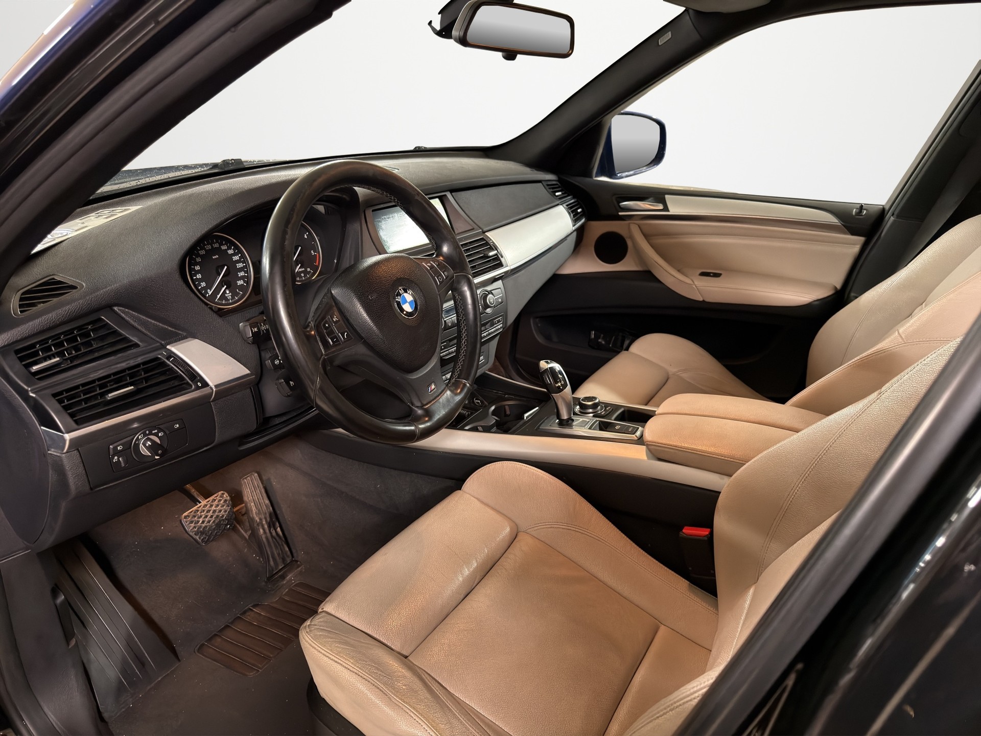 BMW X5 xDrive 30d Steptronic-image-9