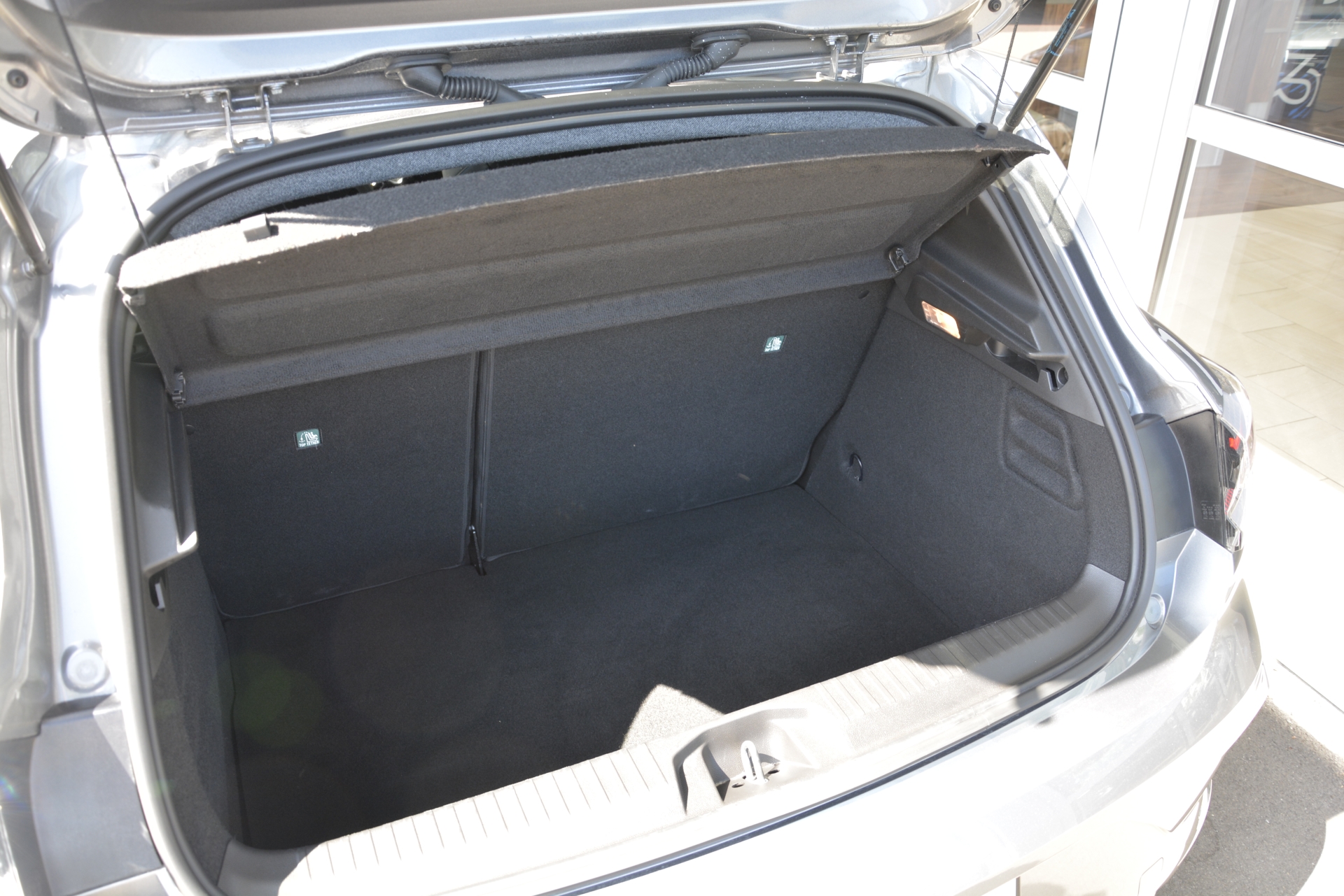 RENAULT Clio 1.6 E-Tech esprit Alpine-image-5