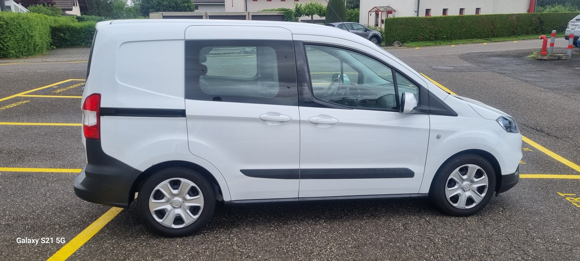 FORD Transit Courier Combi 1.5 TDCi Trend-image-3