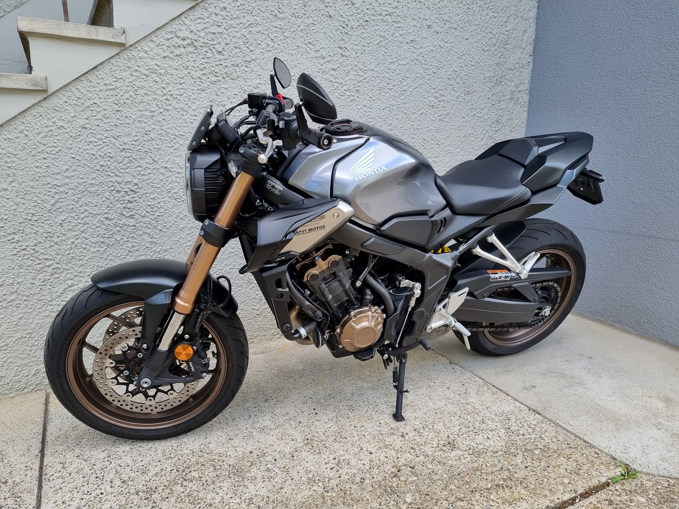HONDA CB 650 R-image-2
