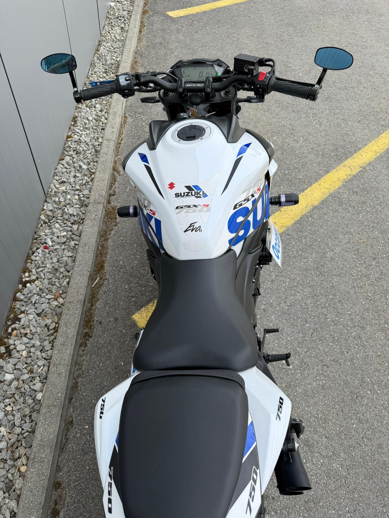 SUZUKI GSX-S 750 ABS-image-8