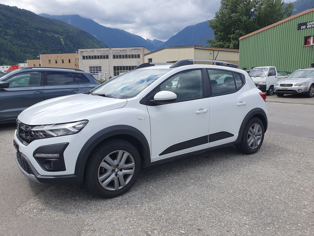 DACIA Sandero Stepway TCe 90 Comfort-image-1