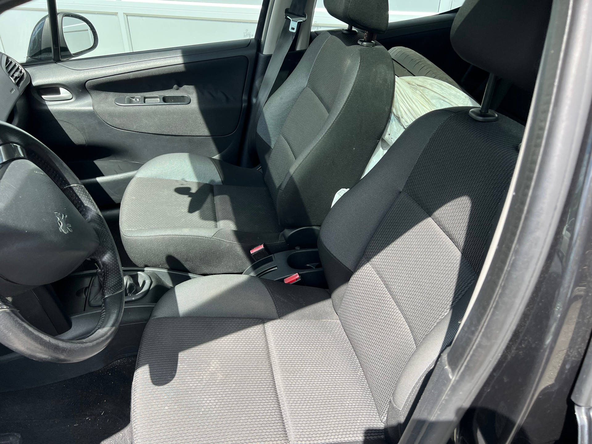 PEUGEOT 207 1.4 16V Sport *** Klima * Alufelgen * Glassdach * 8 fachbereift **-image-15