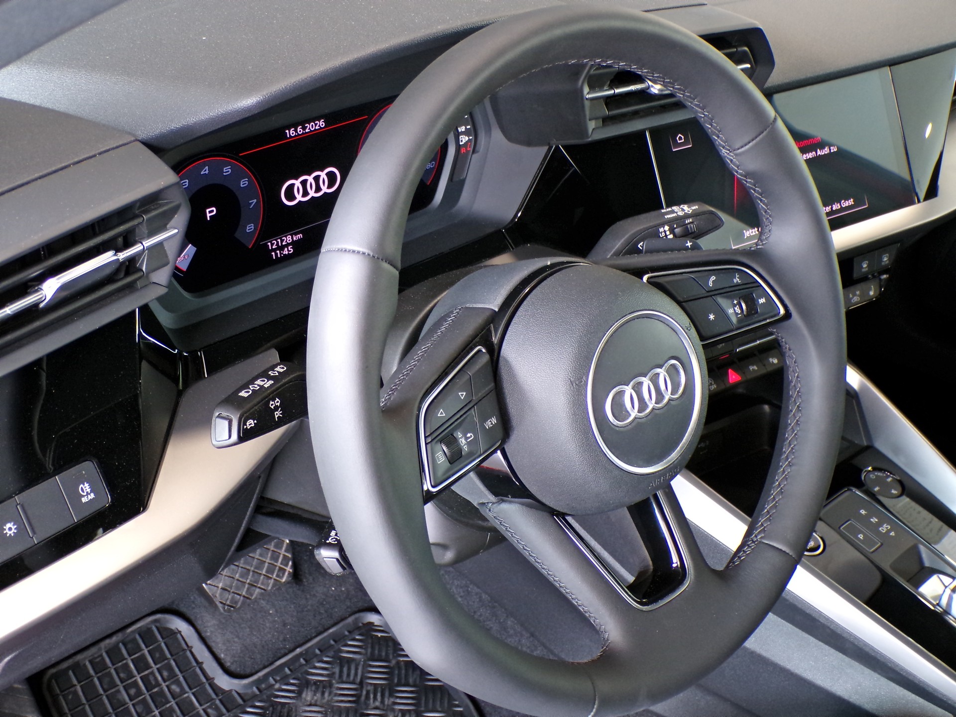 AUDI A3 Sportback 30 g-tron S line S-tronic-image-11