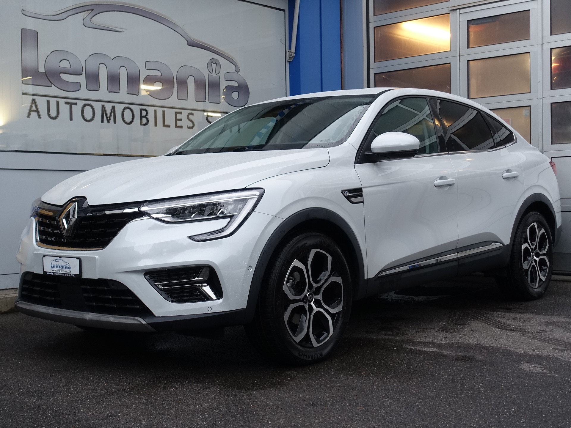 RENAULT Arkana 1.3 TCe Techno EDC-showroom-element-1