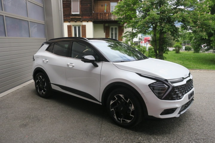 KIA Sportage 1.6T-GDi PHEV GT-Line 4x4 A-image-2