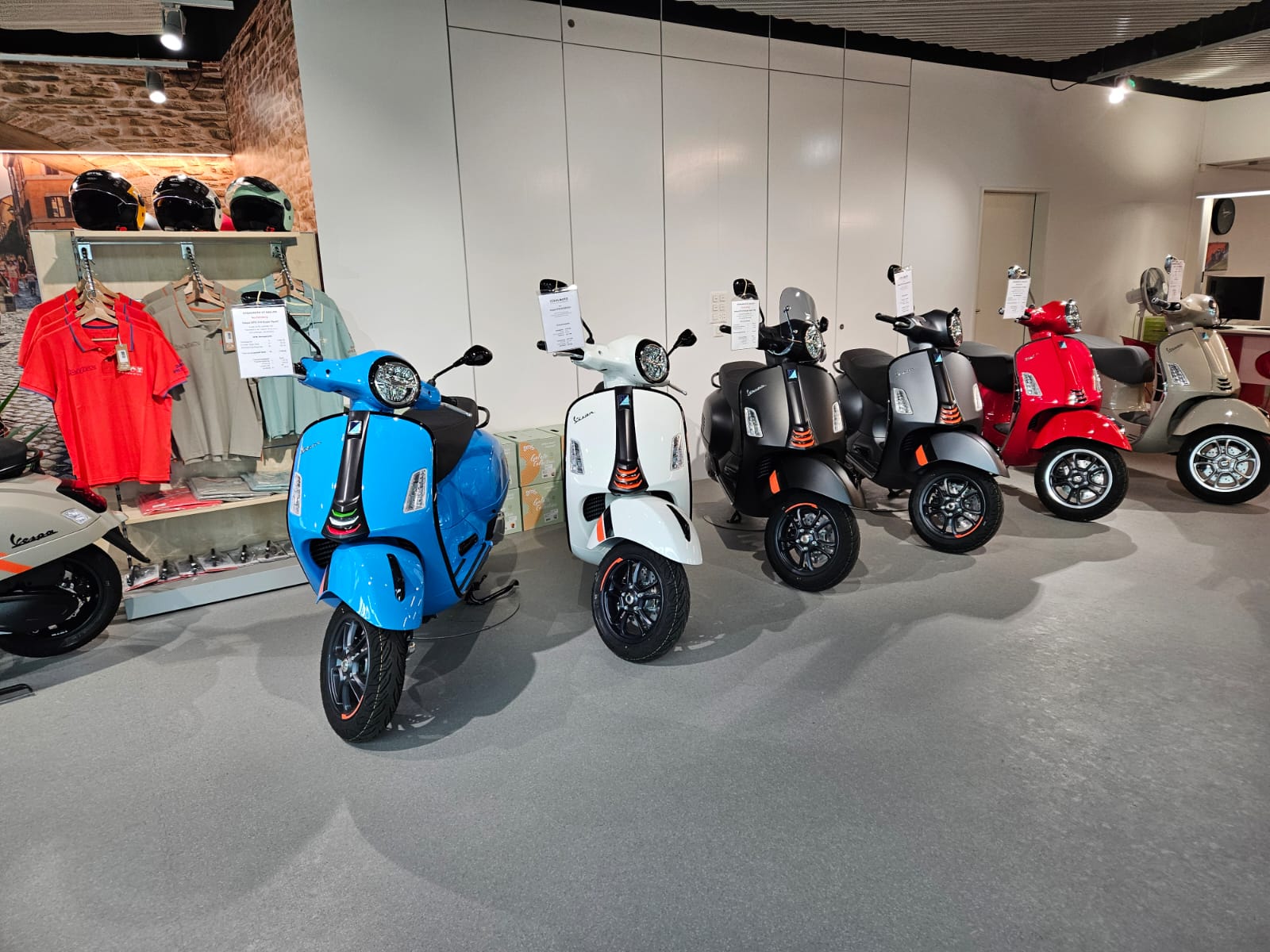 PIAGGIO Vespa GTS 310 Super Sport RST E5+-image-13