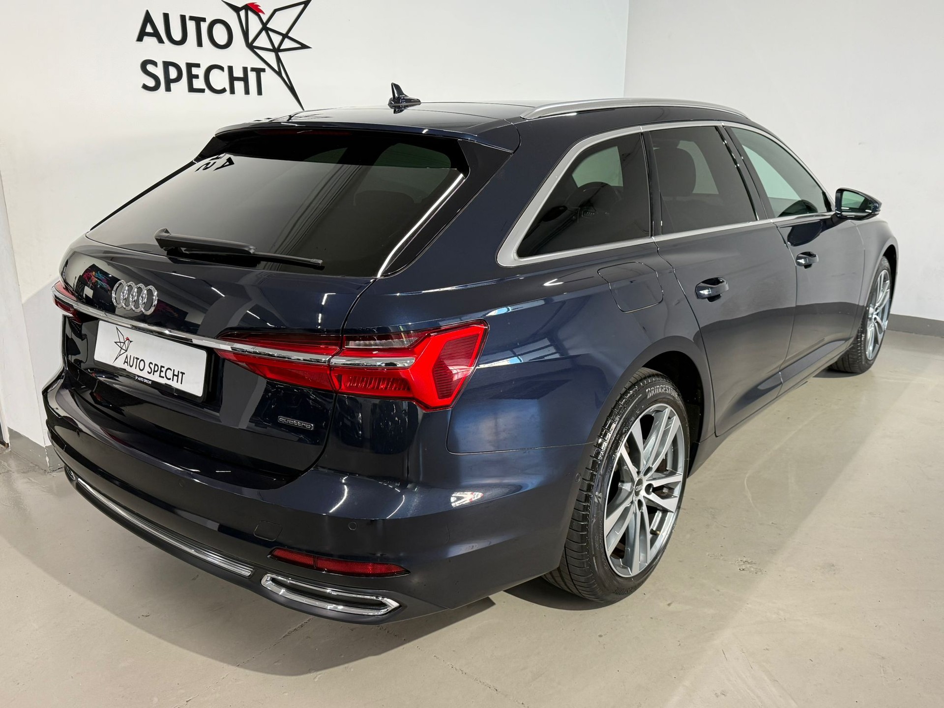 AUDI A6 Avant 55 TFSI Sport quattro S-tronic-showroom-element-3