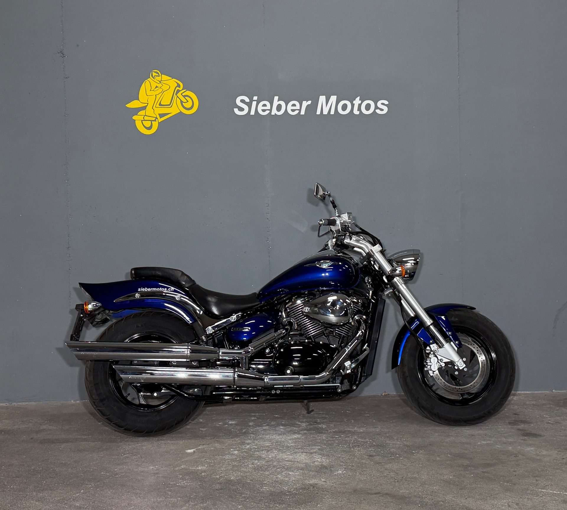 SUZUKI M 800 Intruder-image-0