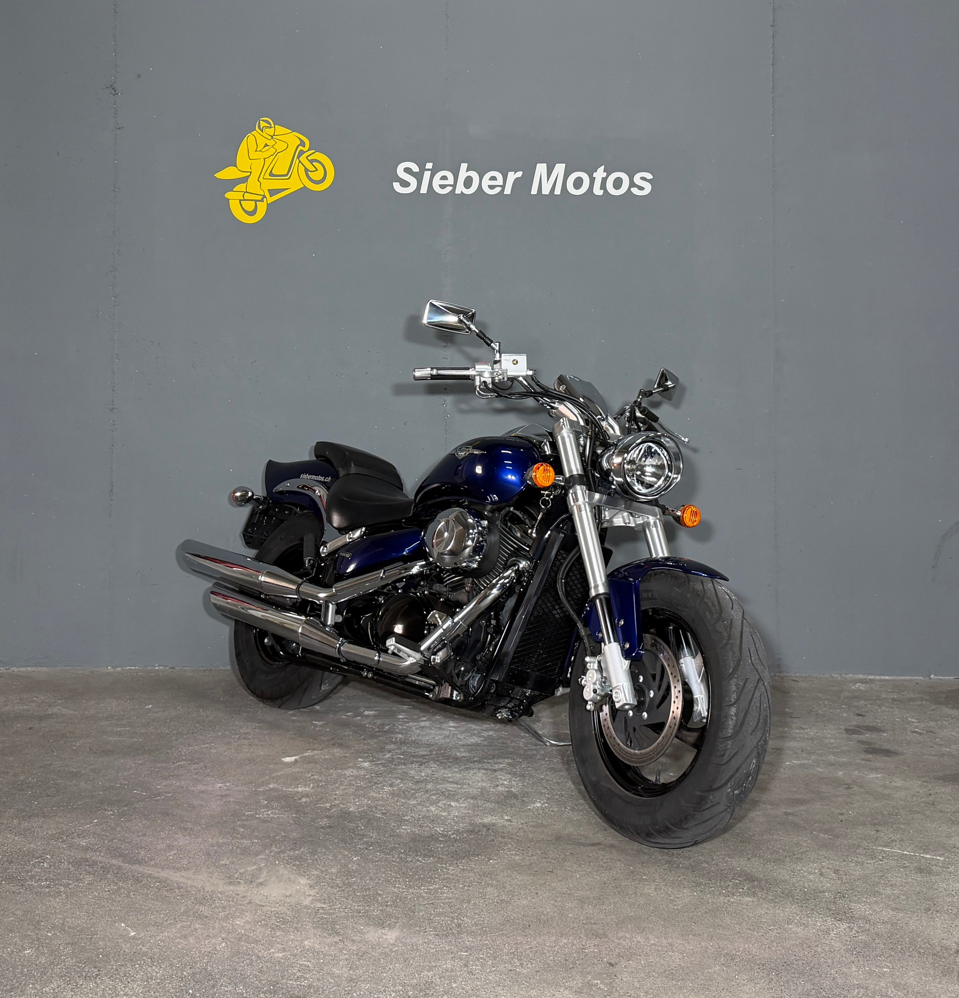 SUZUKI M 800 Intruder-image-1