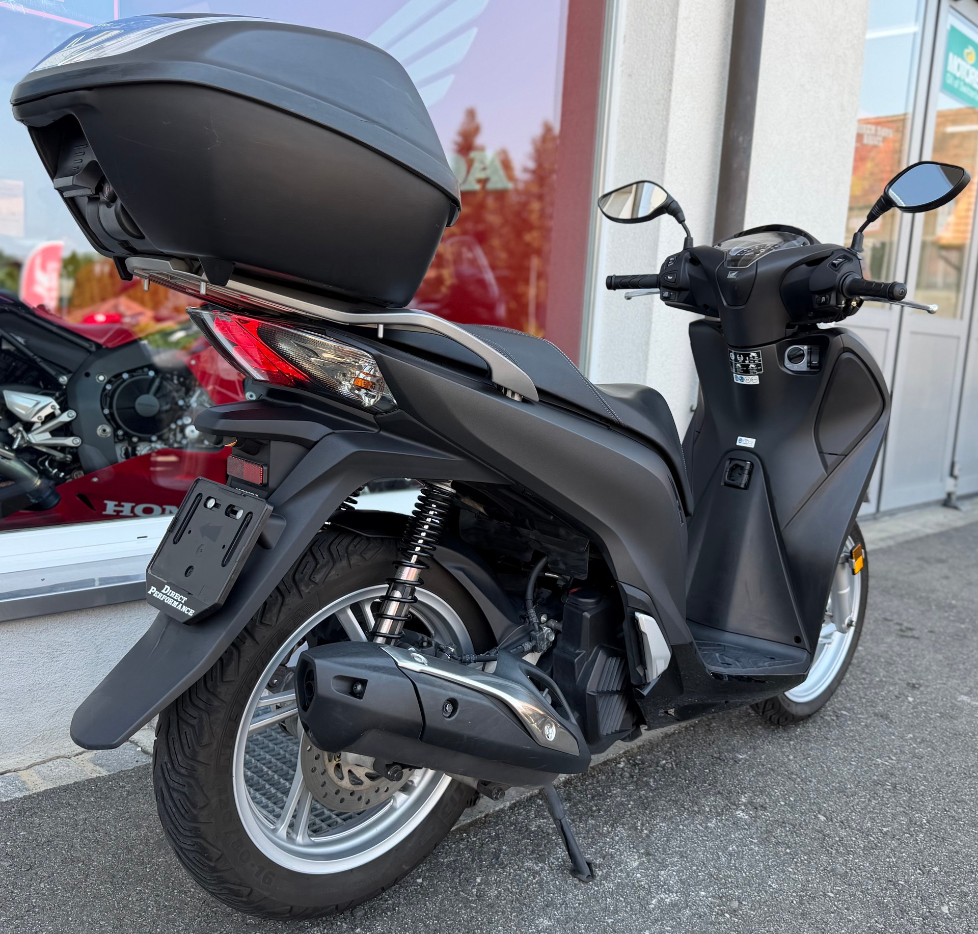 HONDA SH 125 i-showroom-element-3
