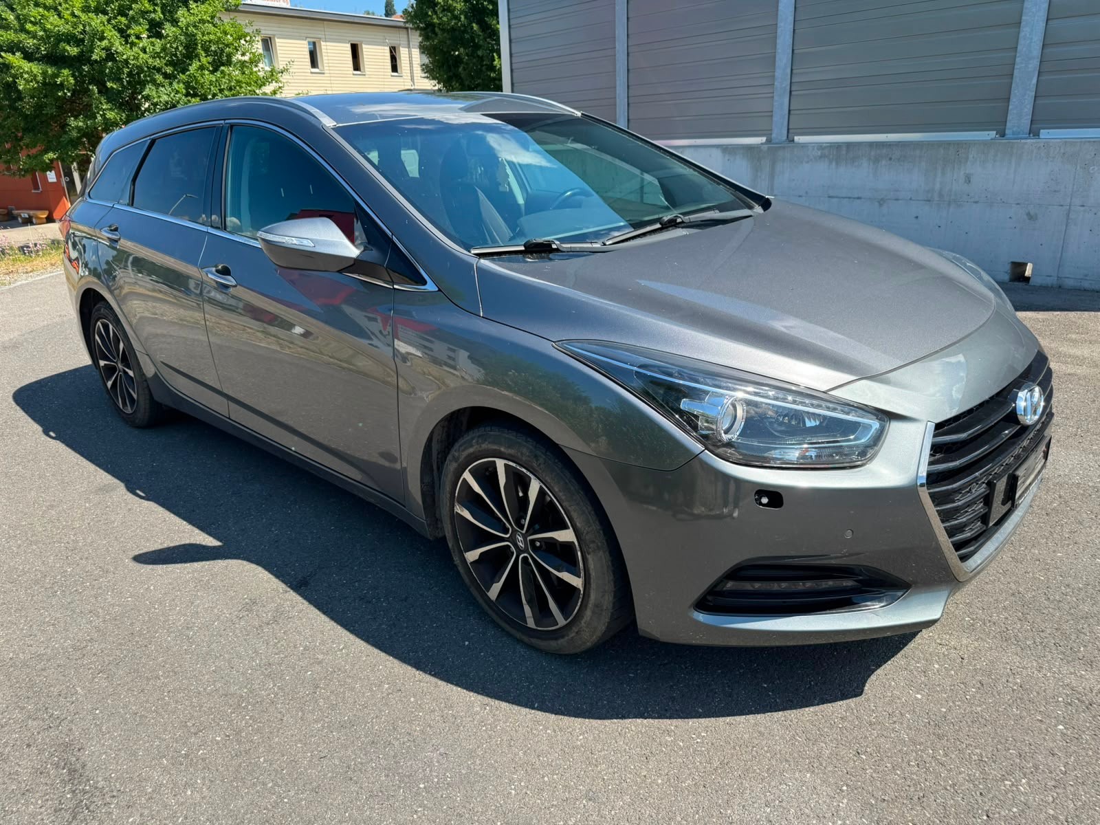 HYUNDAI i40 Wagon 1.7 CRDI Amplia Automatic-showroom-element-2