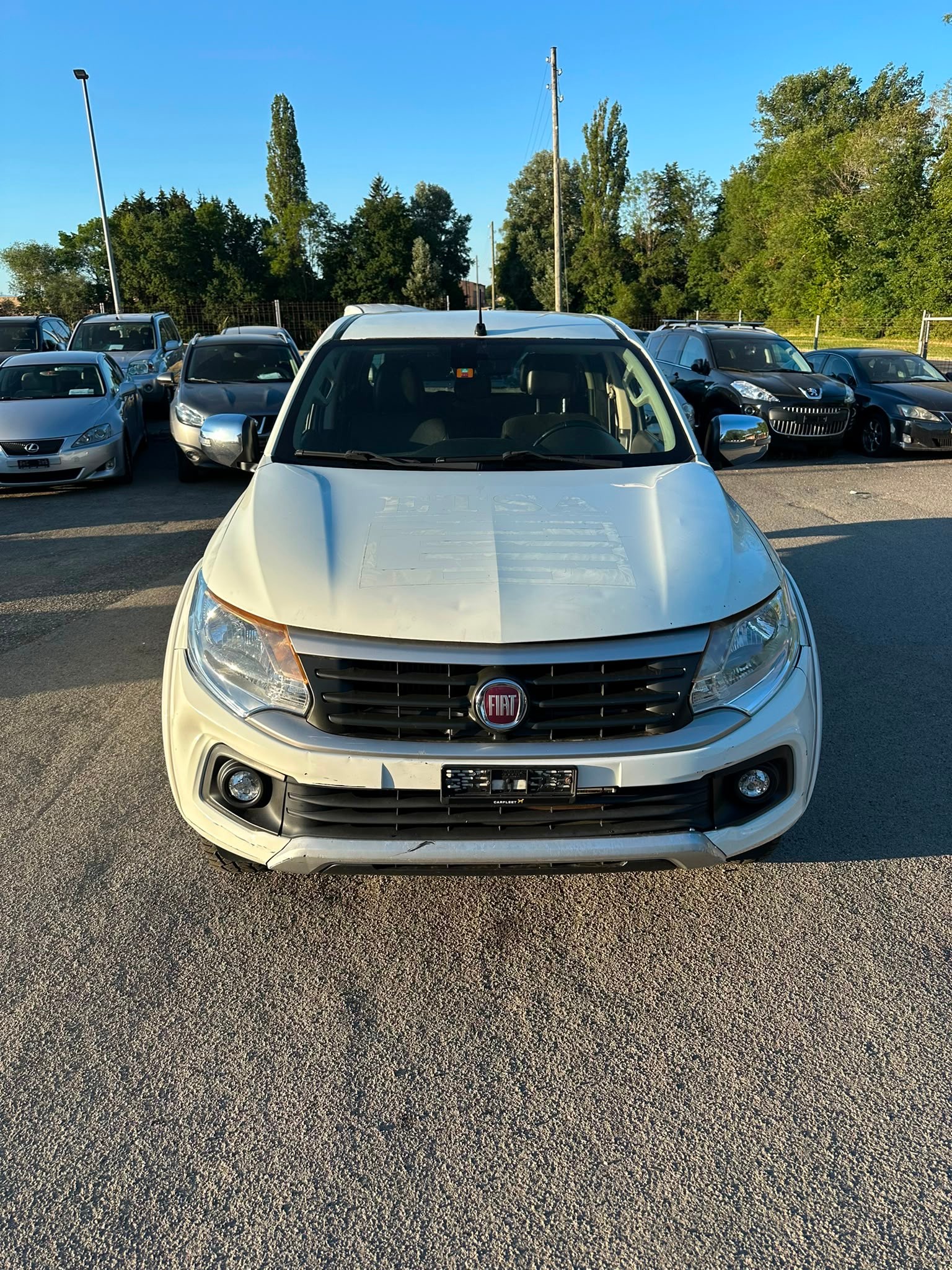 FIAT Fullback LX 2.4 MJ DC Swiss 4WD A-image-2