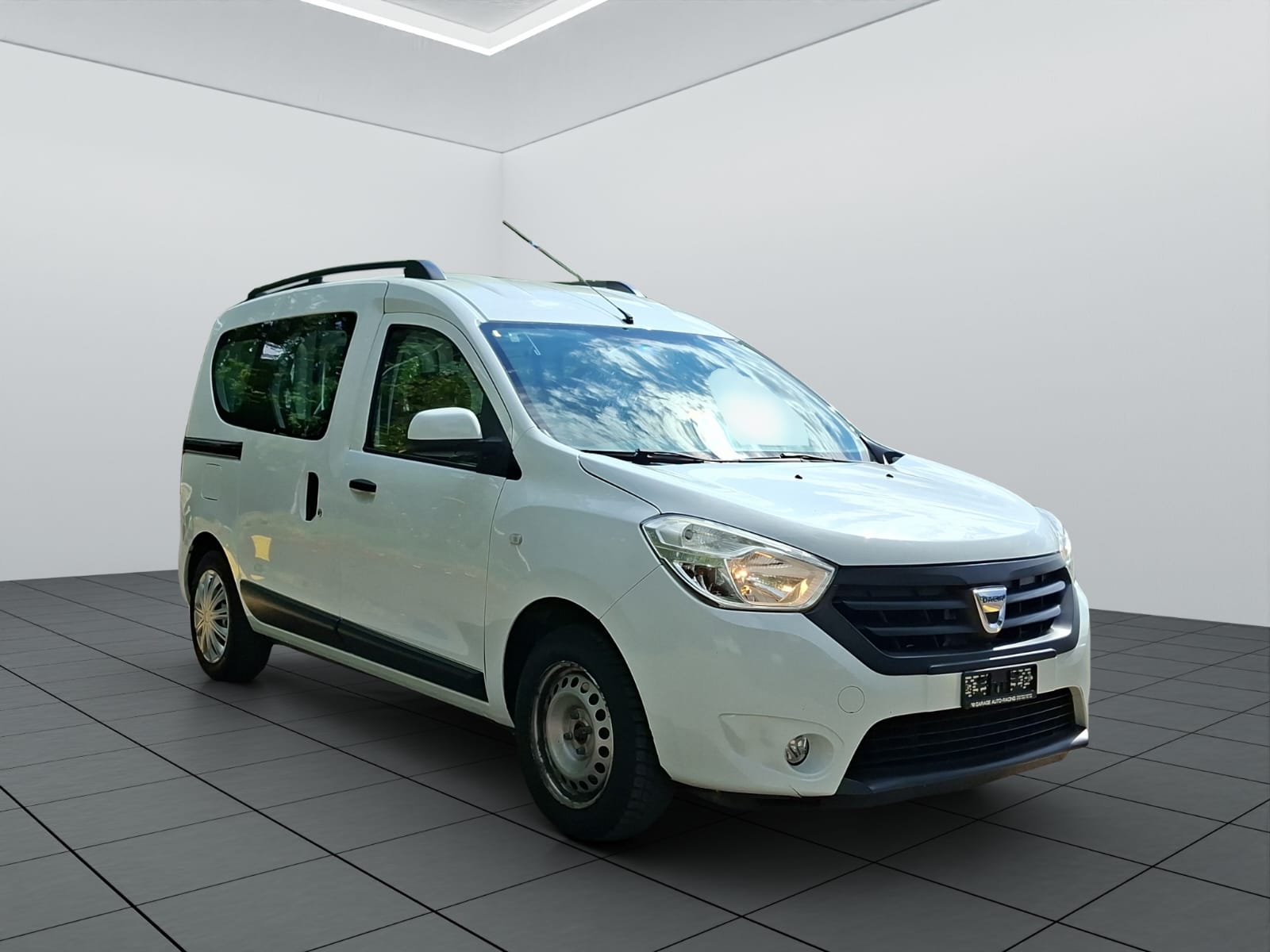 DACIA Dokker 1.2 T Essential-showroom-element-2