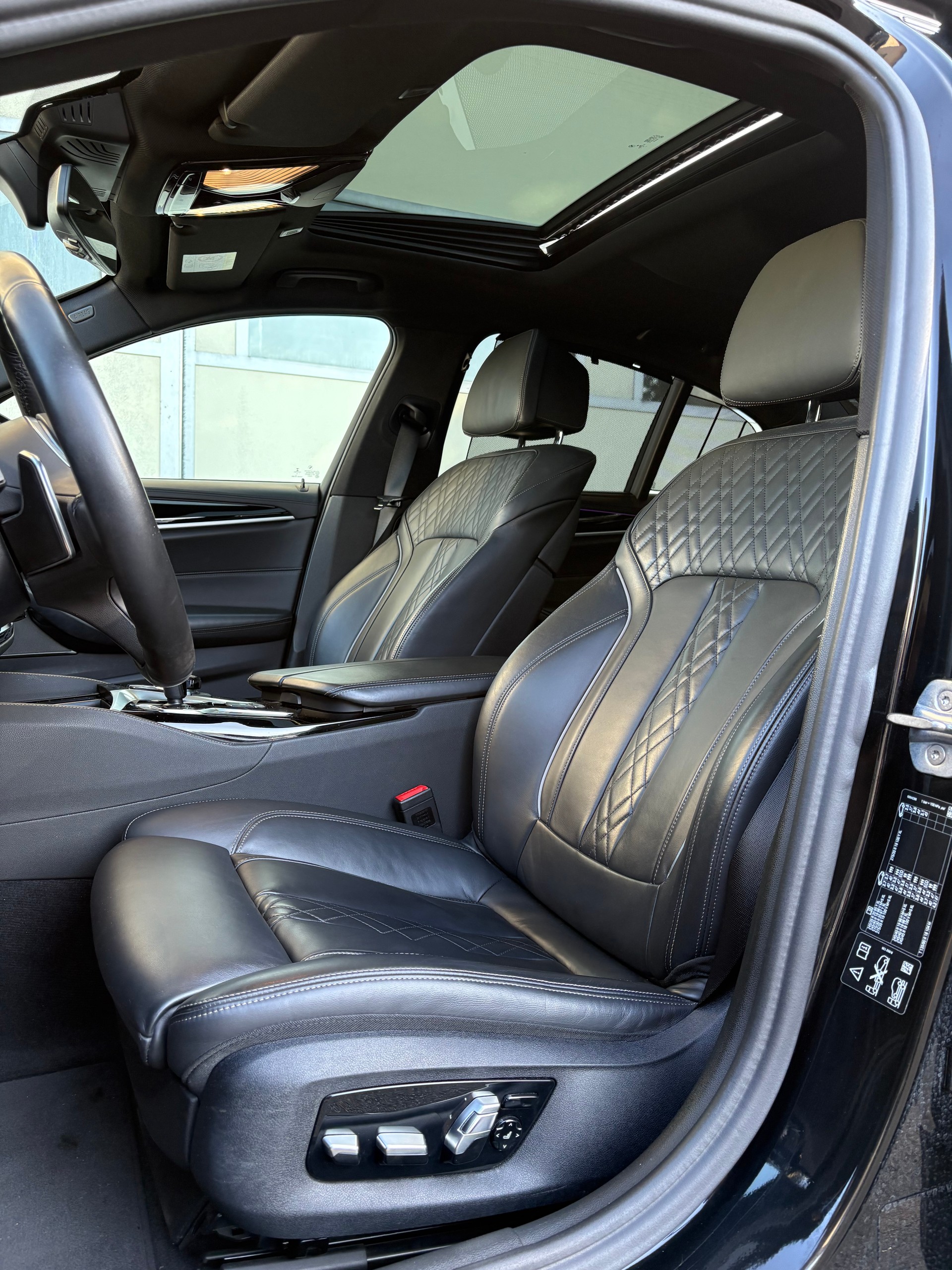 BMW M550d xDrive Steptronic-image-5