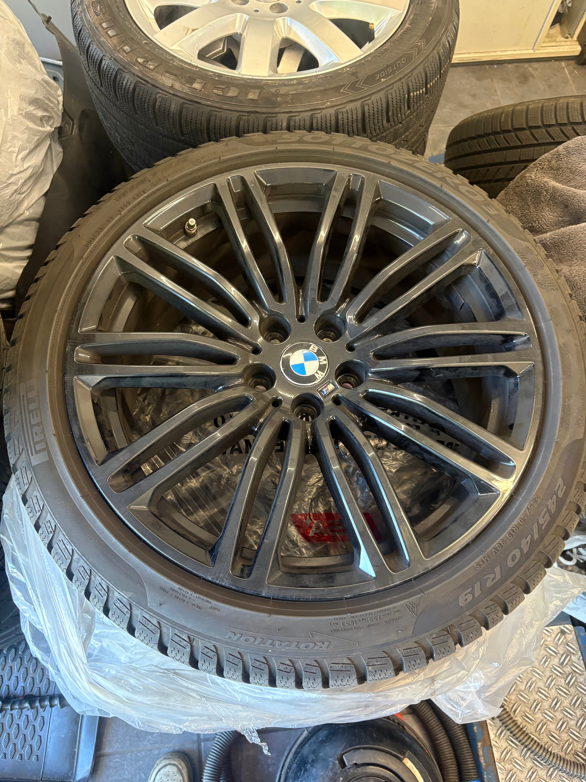 BMW M550d xDrive Steptronic-image-14