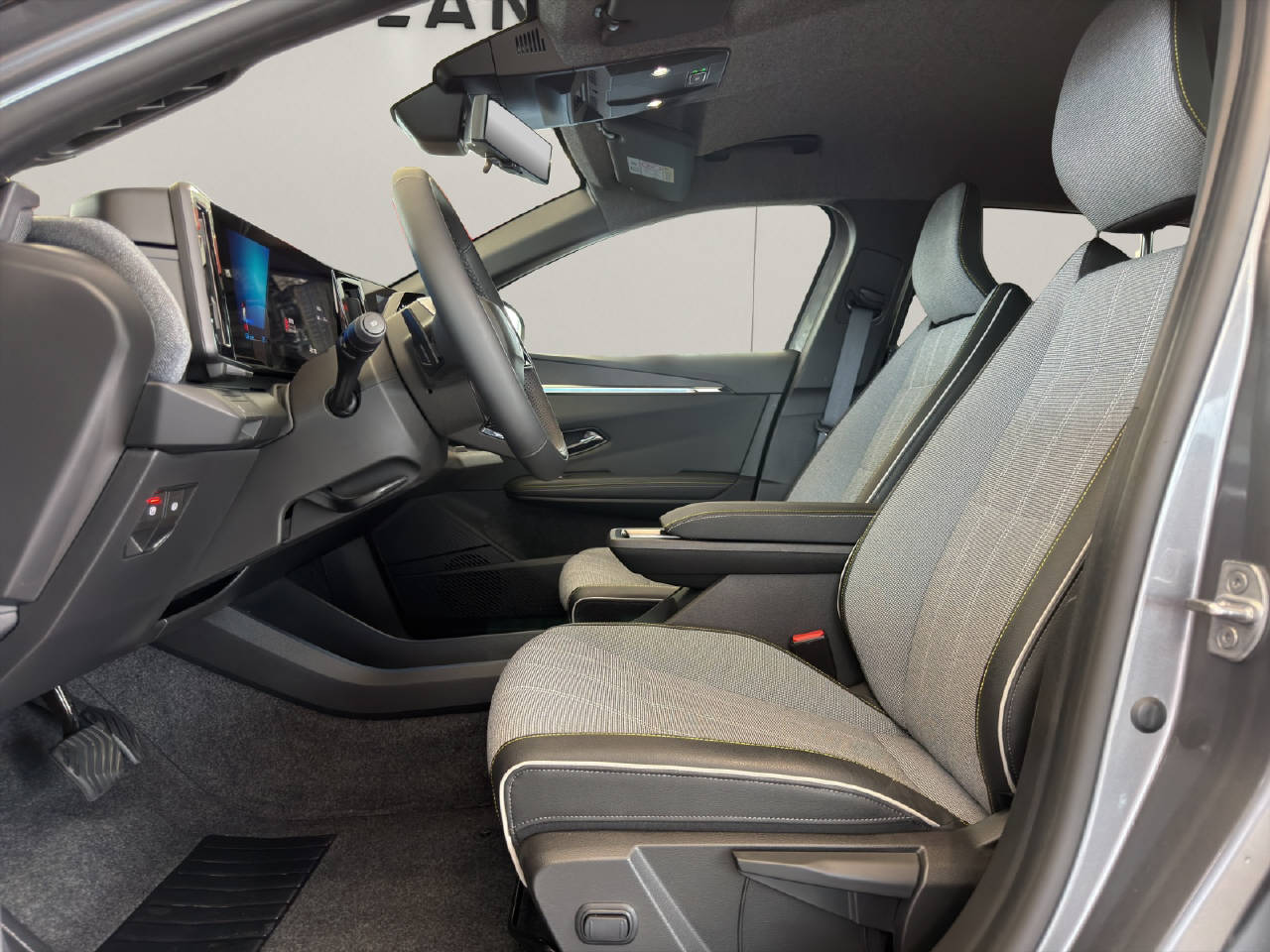 RENAULT Mégane E-Tech techno-image-4