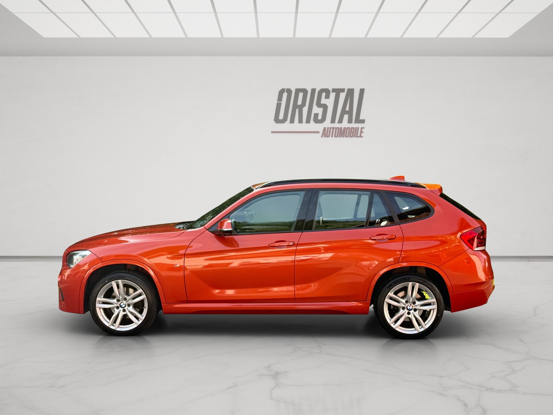 BMW X1 xDrive 28i xLine-image-1