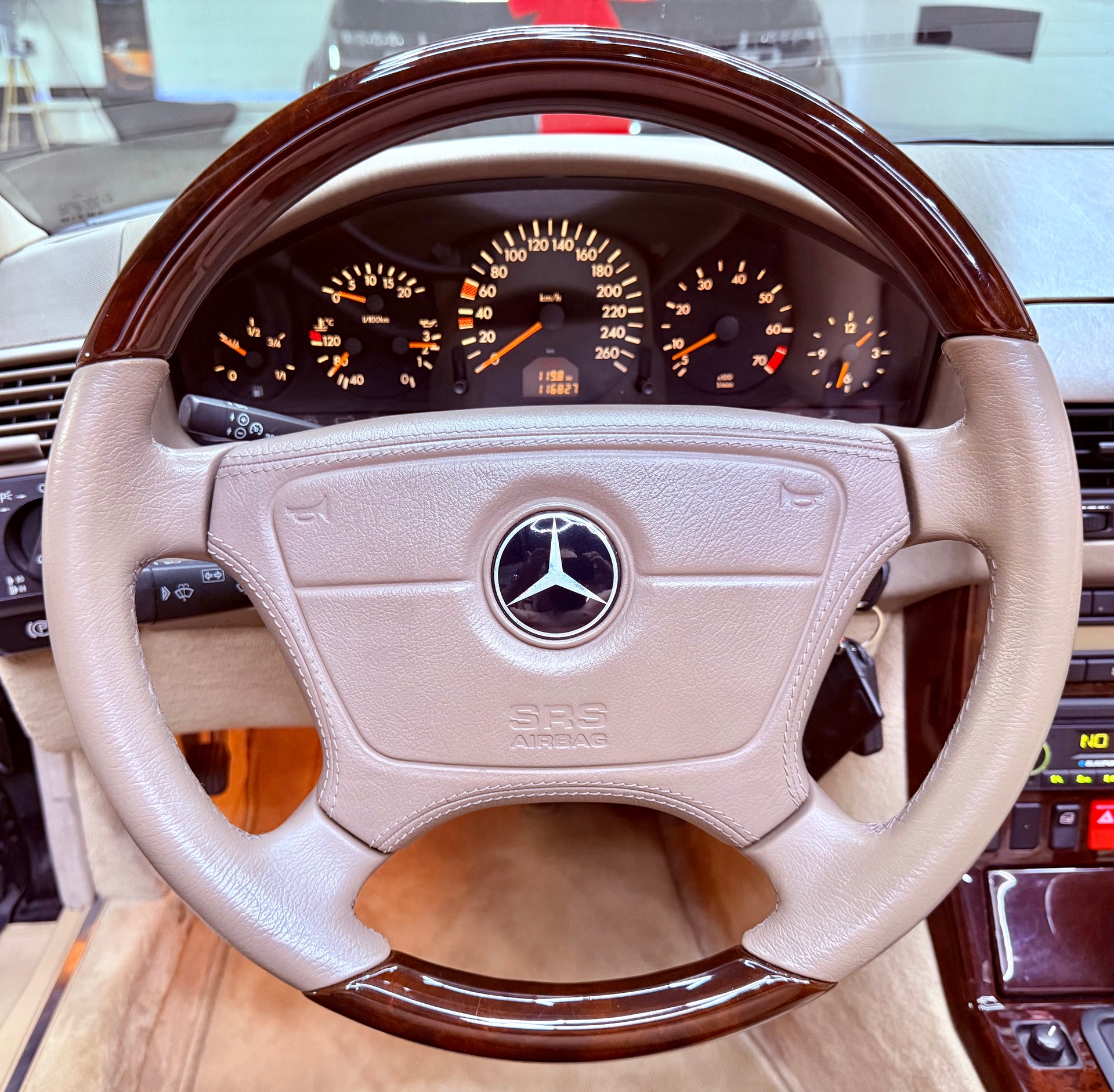 MERCEDES-BENZ SL 320 Automatic-image-12