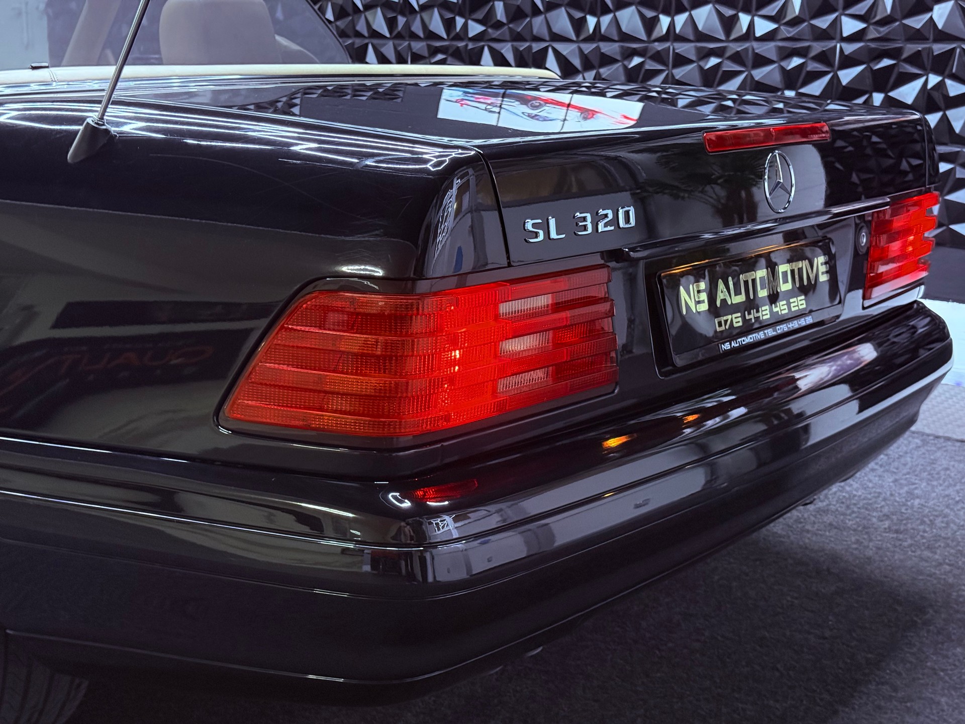 MERCEDES-BENZ SL 320 Automatic-image-9
