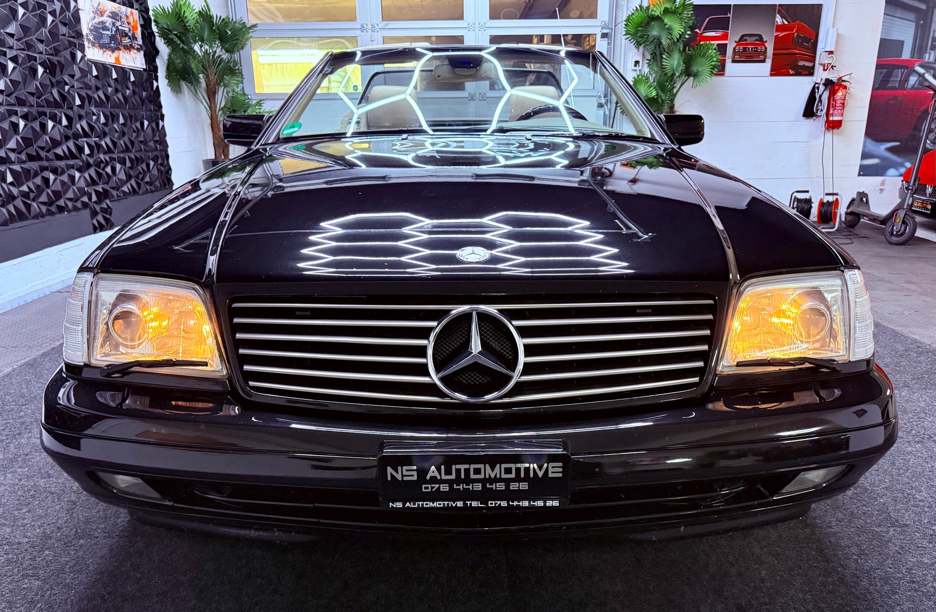 MERCEDES-BENZ SL 320 Automatic-showroom-element-1