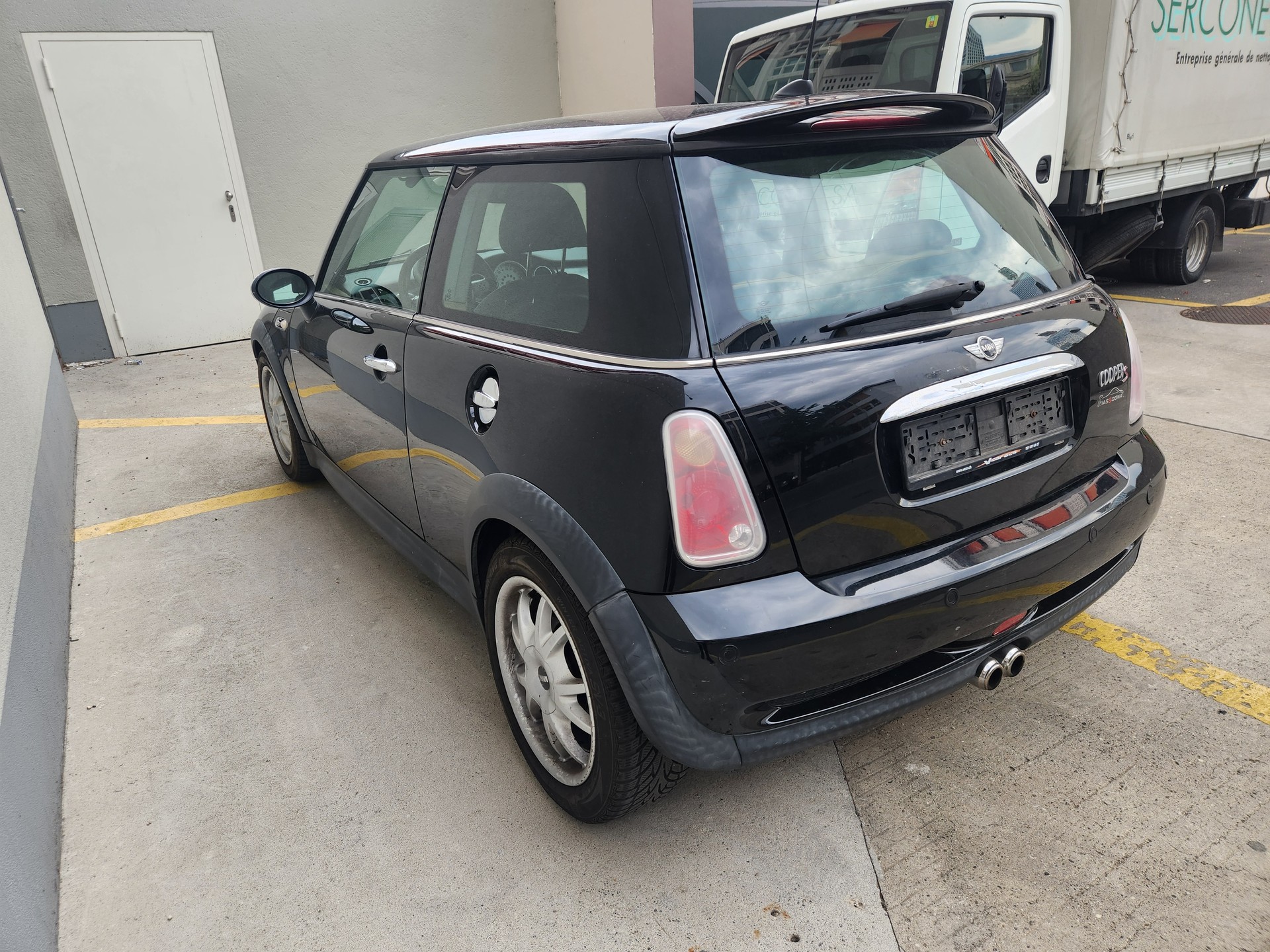 MINI Cooper S-image-2