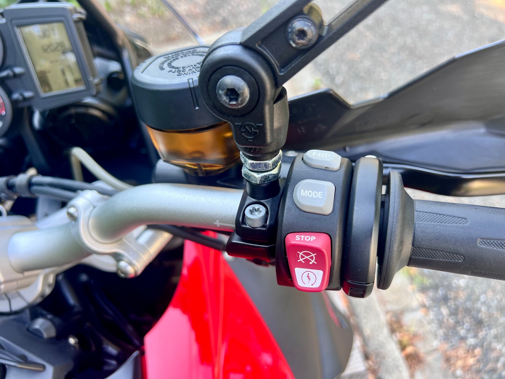 BMW F 800 GS Adventure ABS-image-7