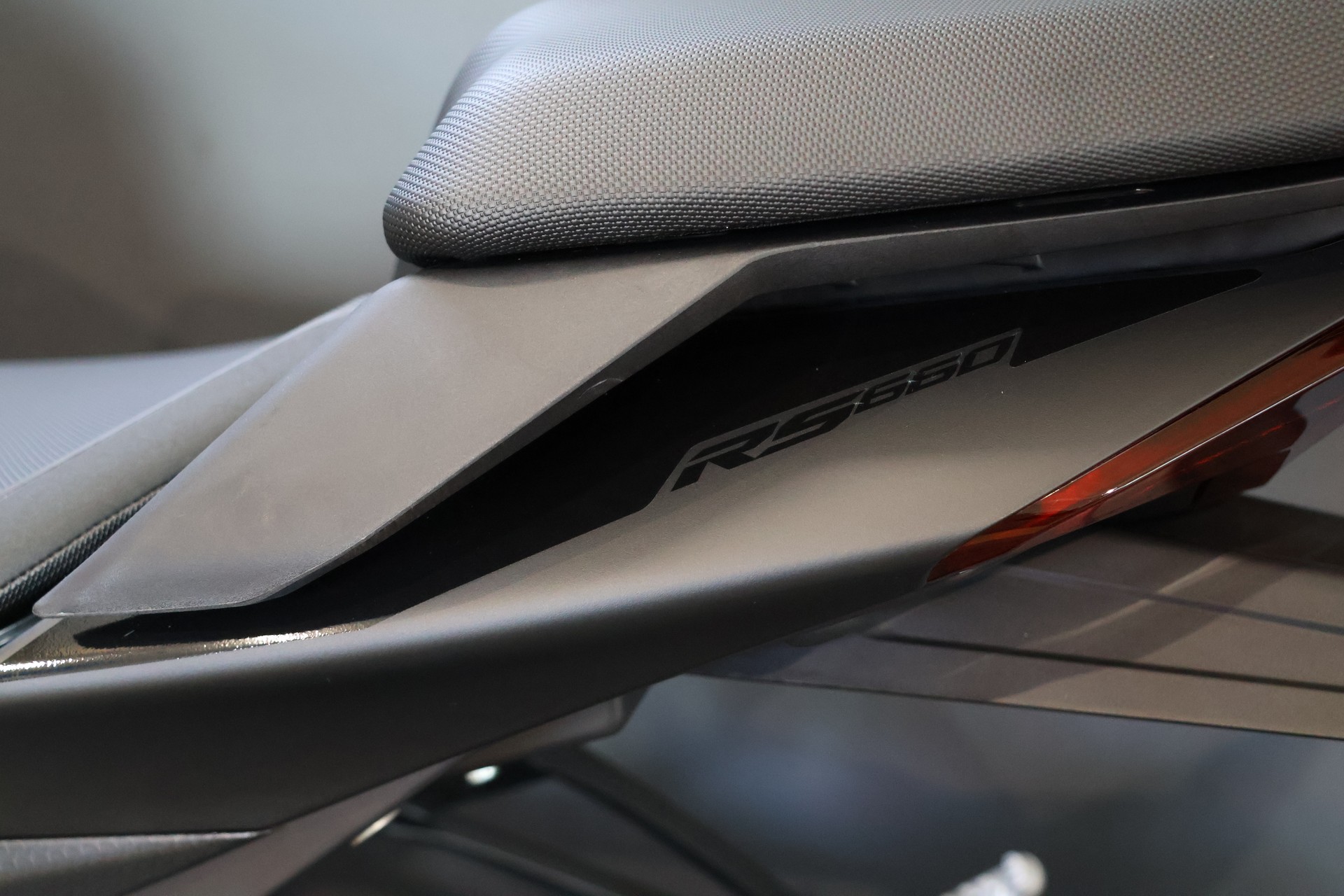 APRILIA RS 660 Factory Ultra Dark E5+ (105ps)-image-10