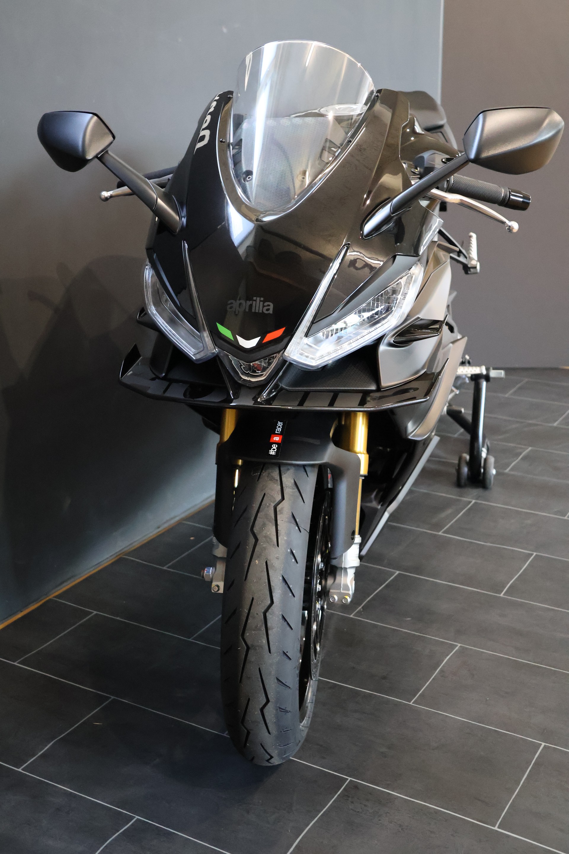 APRILIA RS 660 Factory Ultra Dark E5+ (105ps)-image-1