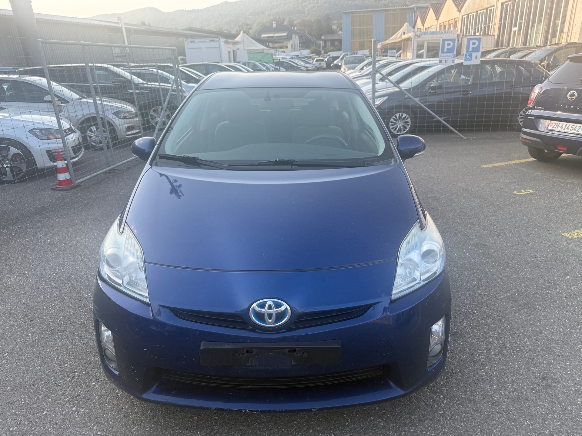 TOYOTA Prius 1.8 16V HSD Luna-image-1