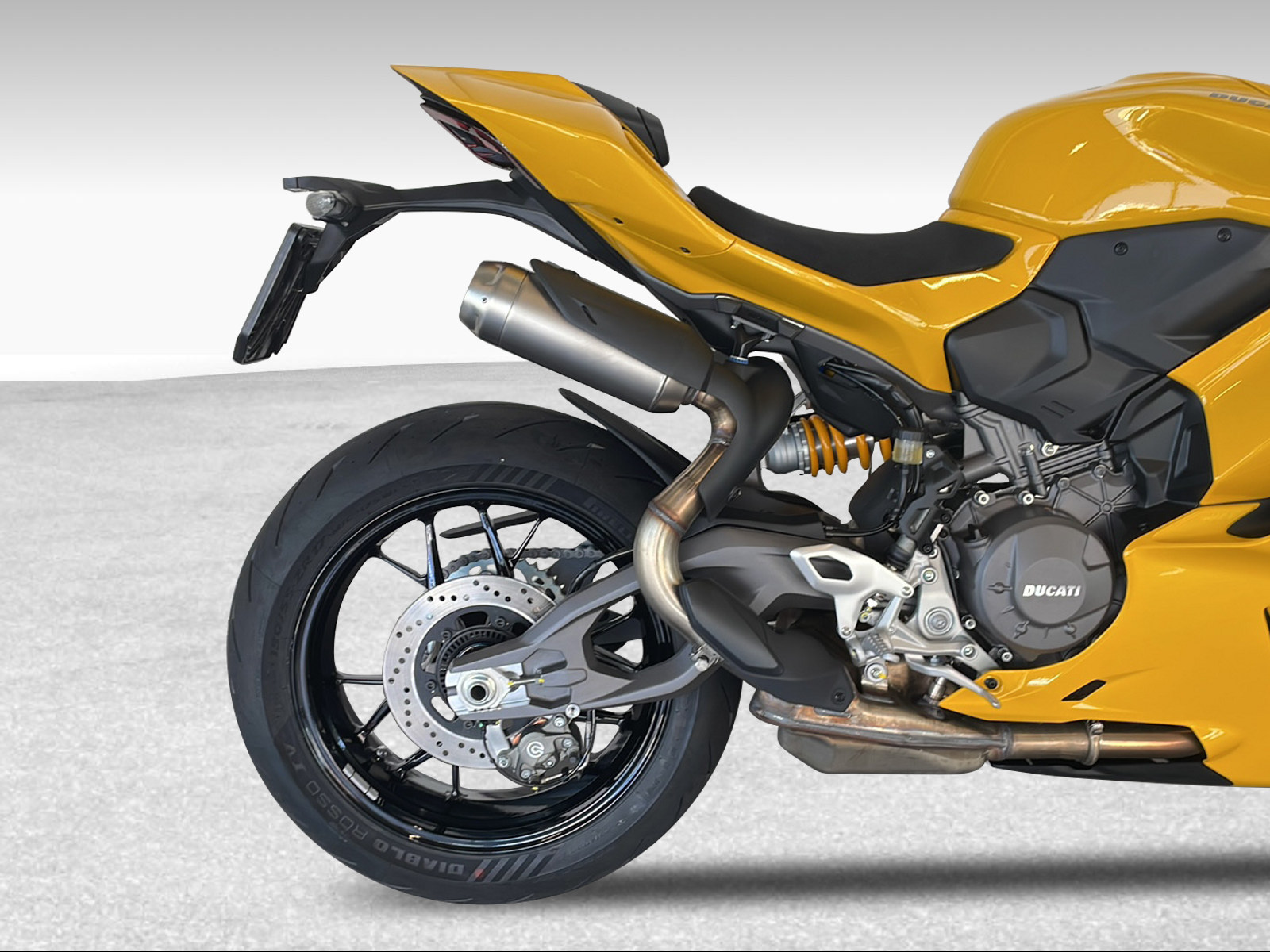 DUCATI 890 Superb. Panigale V2 S ABS-image-8