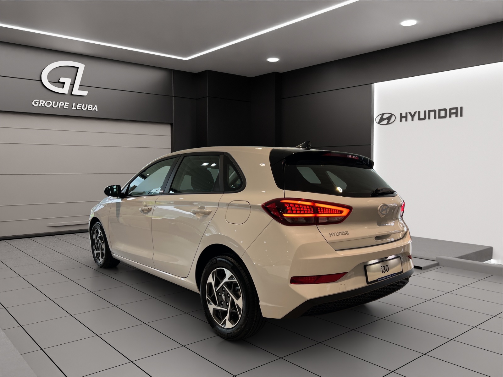 HYUNDAI i30 1.5 T-GDi Origo 48V MH DCT-showroom-element-3