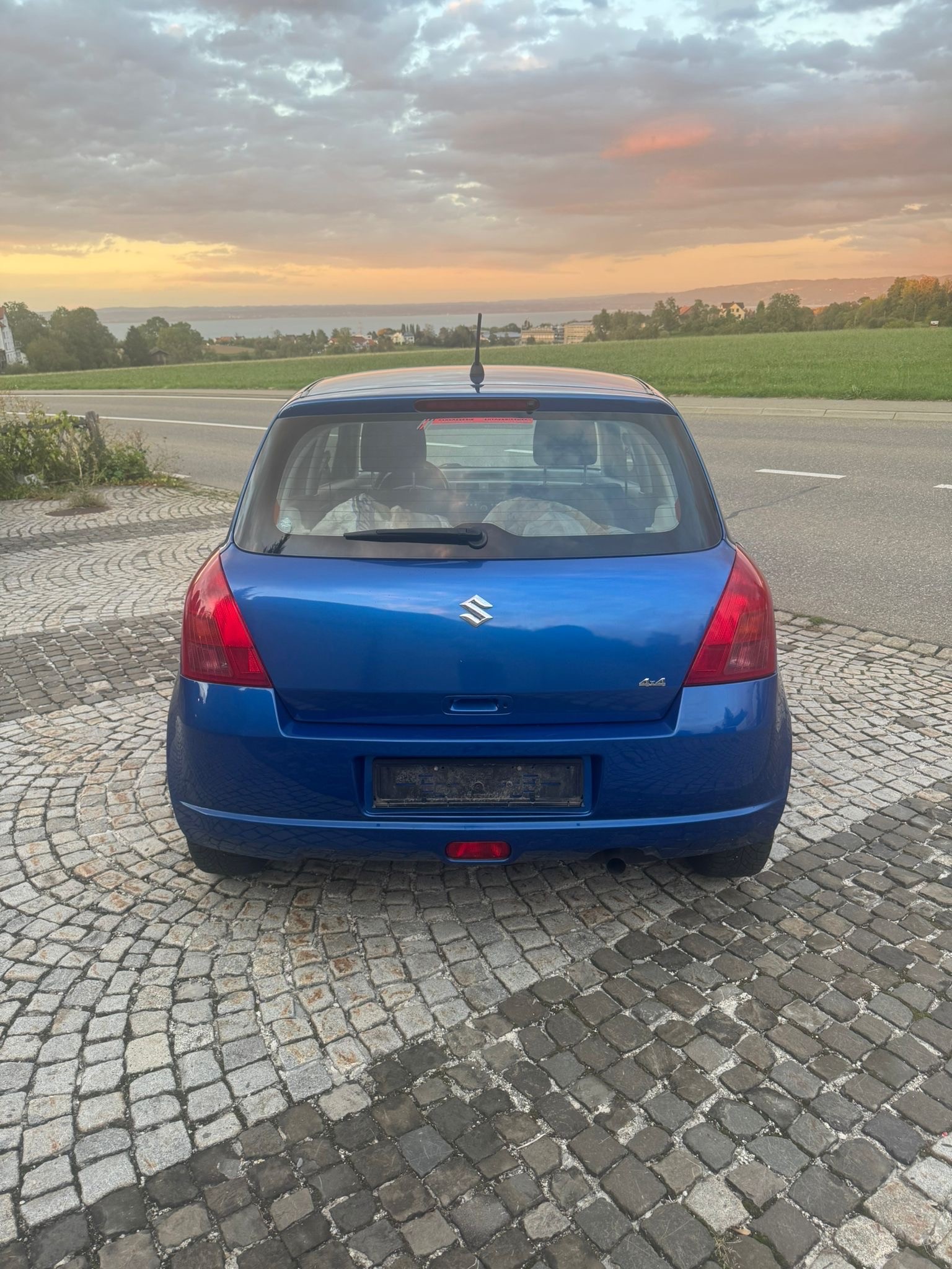 SUZUKI Swift 1.3i 16V GL 4x4-image-5