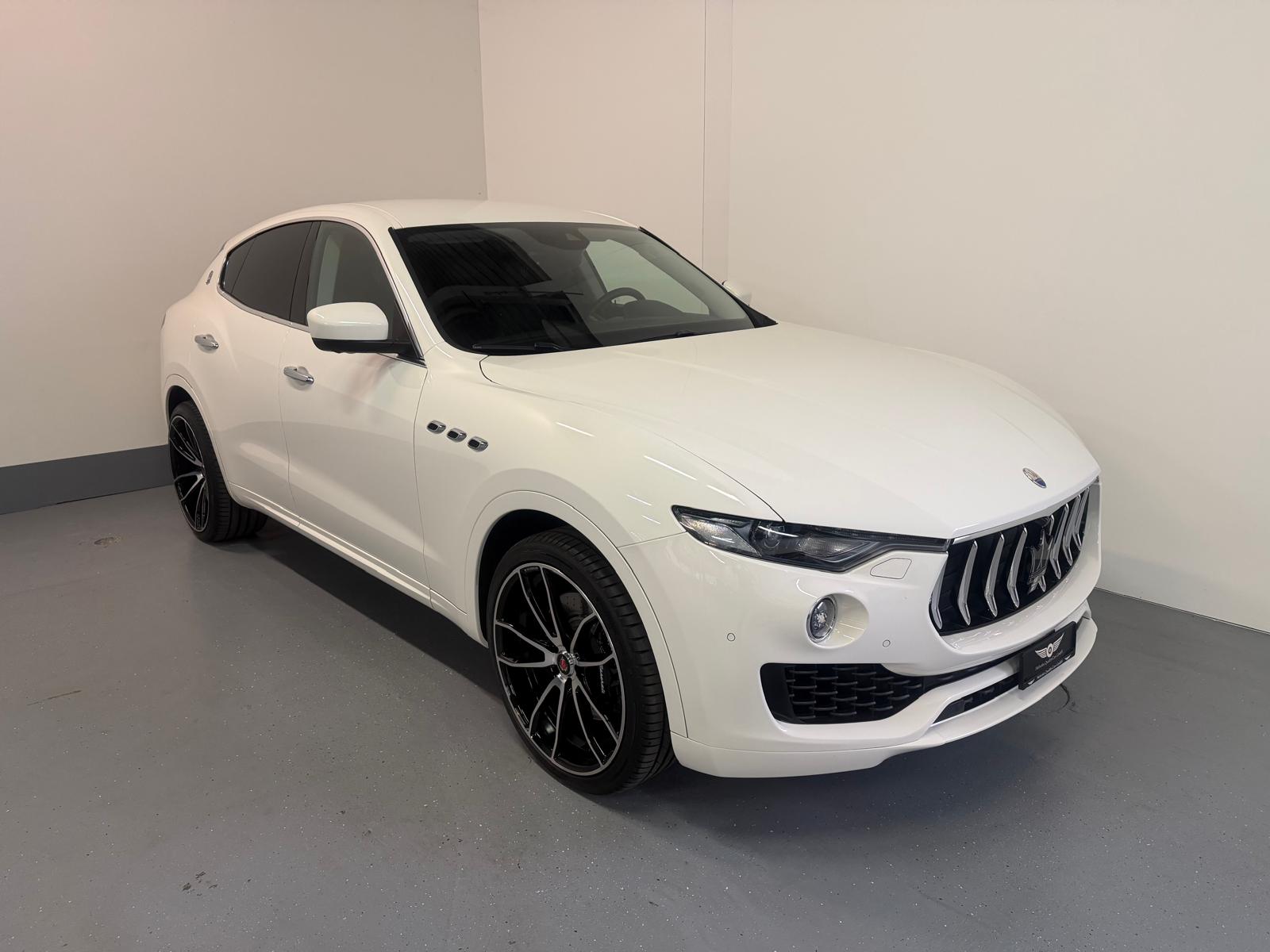 MASERATI Levante S 3.0 V6 Automatica-showroom-element-1