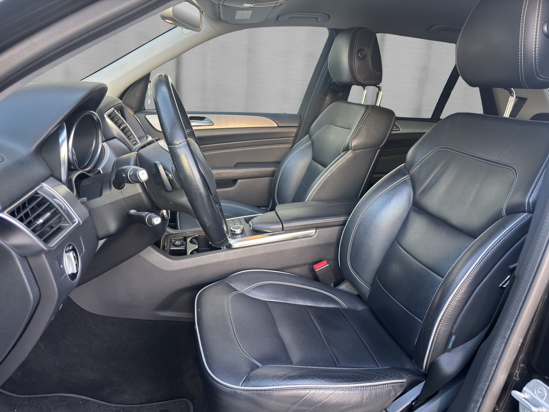 MERCEDES-BENZ ML 350 BlueTEC Executive 4Matic 7G-Tronic-image-8