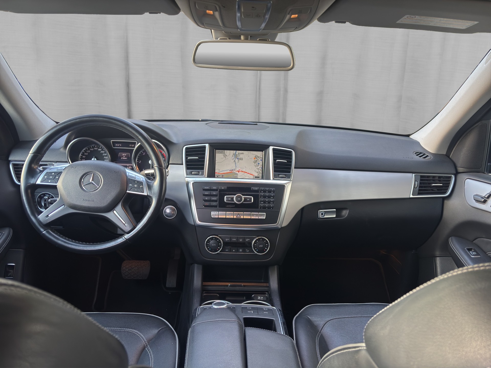 MERCEDES-BENZ ML 350 BlueTEC Executive 4Matic 7G-Tronic-image-10
