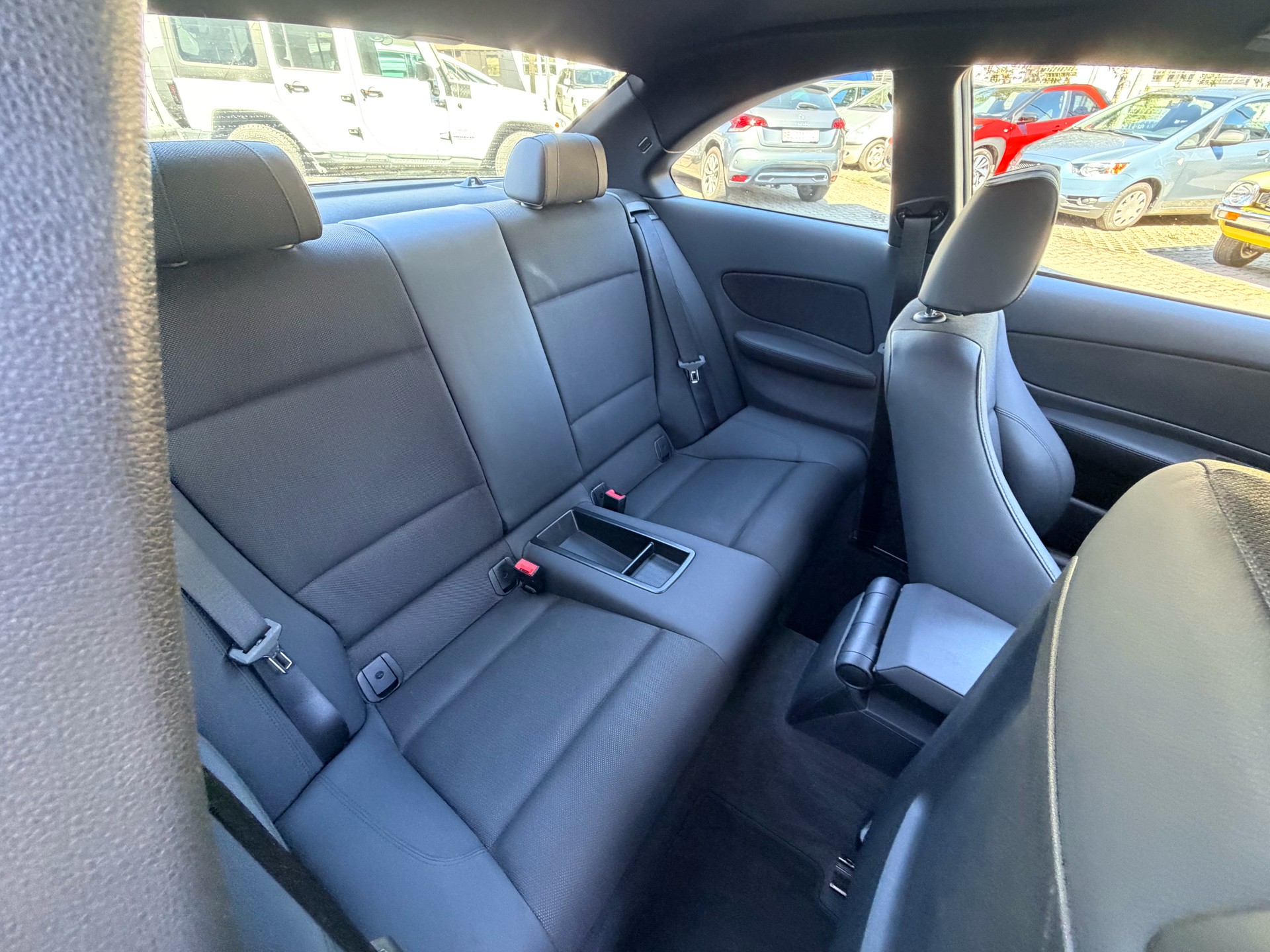 BMW 118d Coupé M SPORT-image-9