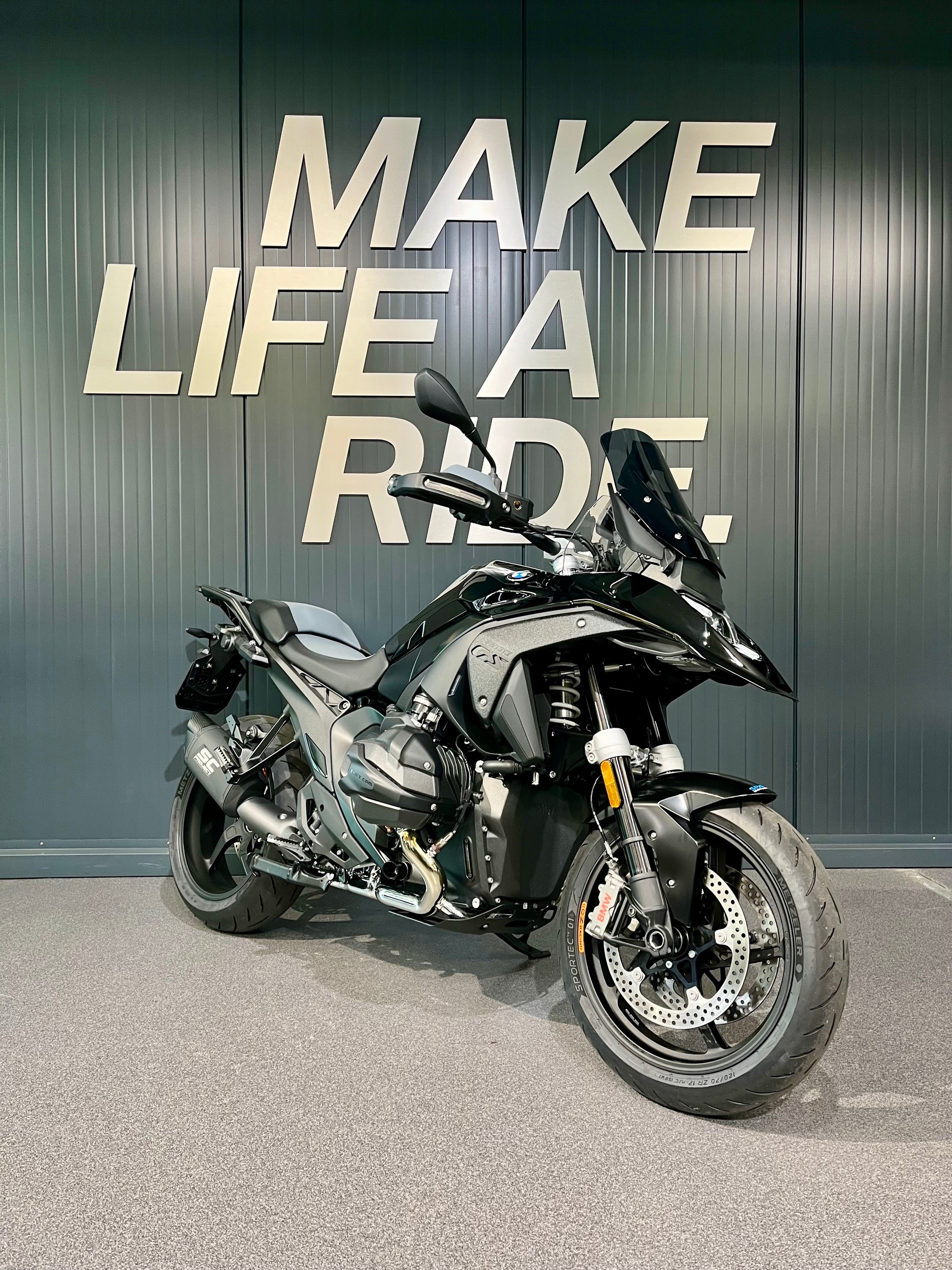 BMW R 1300 GS - 17" Umbausatz OZ-image-1