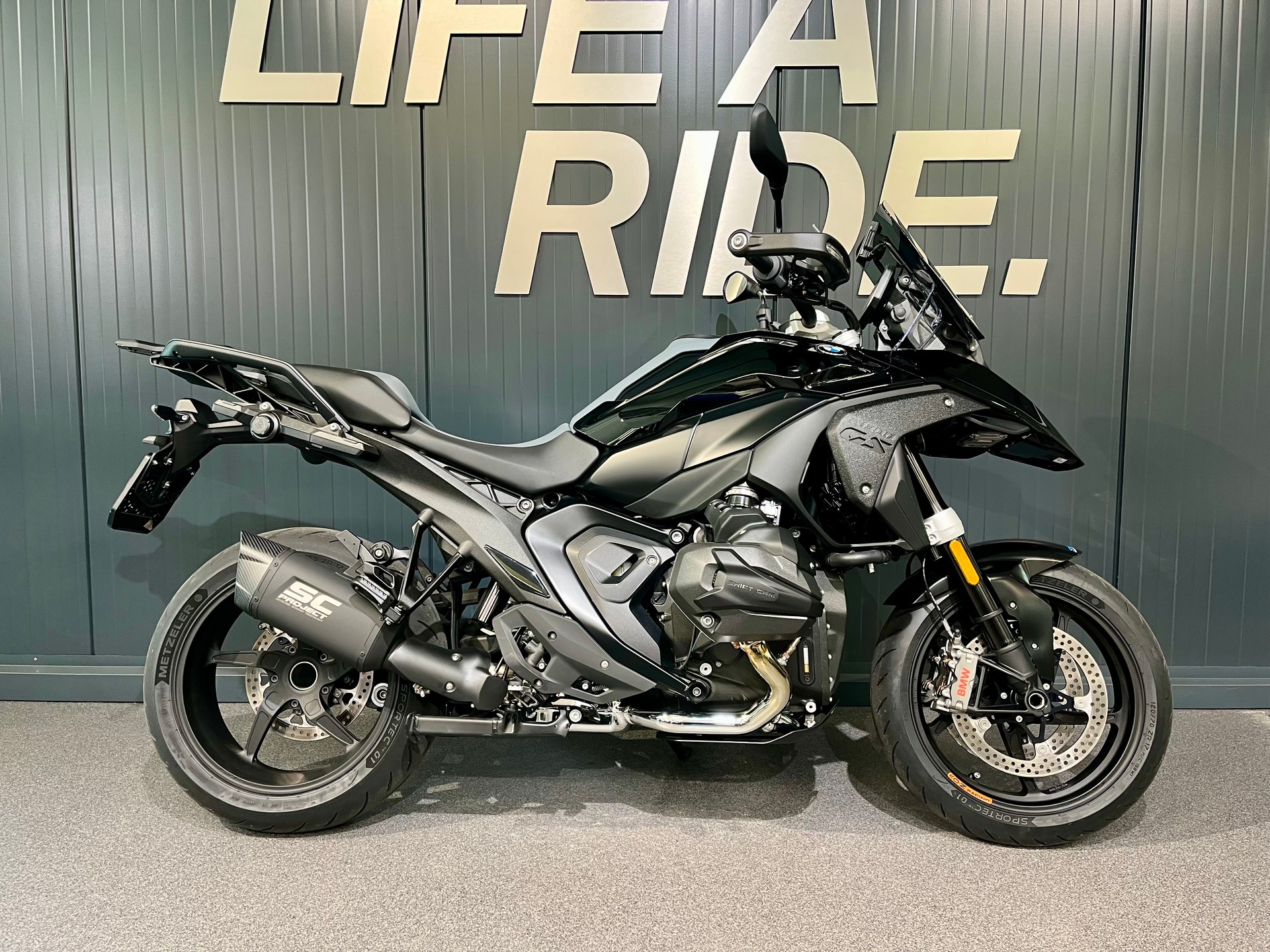 BMW R 1300 GS - 17" Umbausatz OZ-image-0