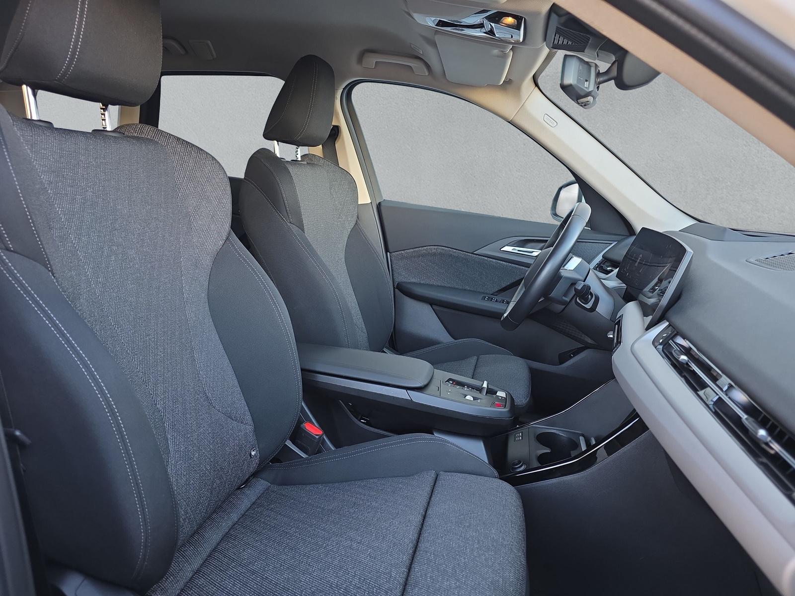 BMW X1 30e xDrive U11 (CH) AHK ** HYBRIDE RECHARGEABLE ** ** Action Leasing à 2.88% Jusqu'au 30.09.2026 **-image-13