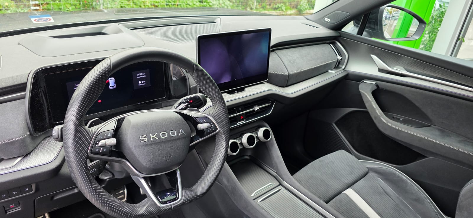 SKODA Kodiaq 1.5 TSI PHEV Sportline-image-10