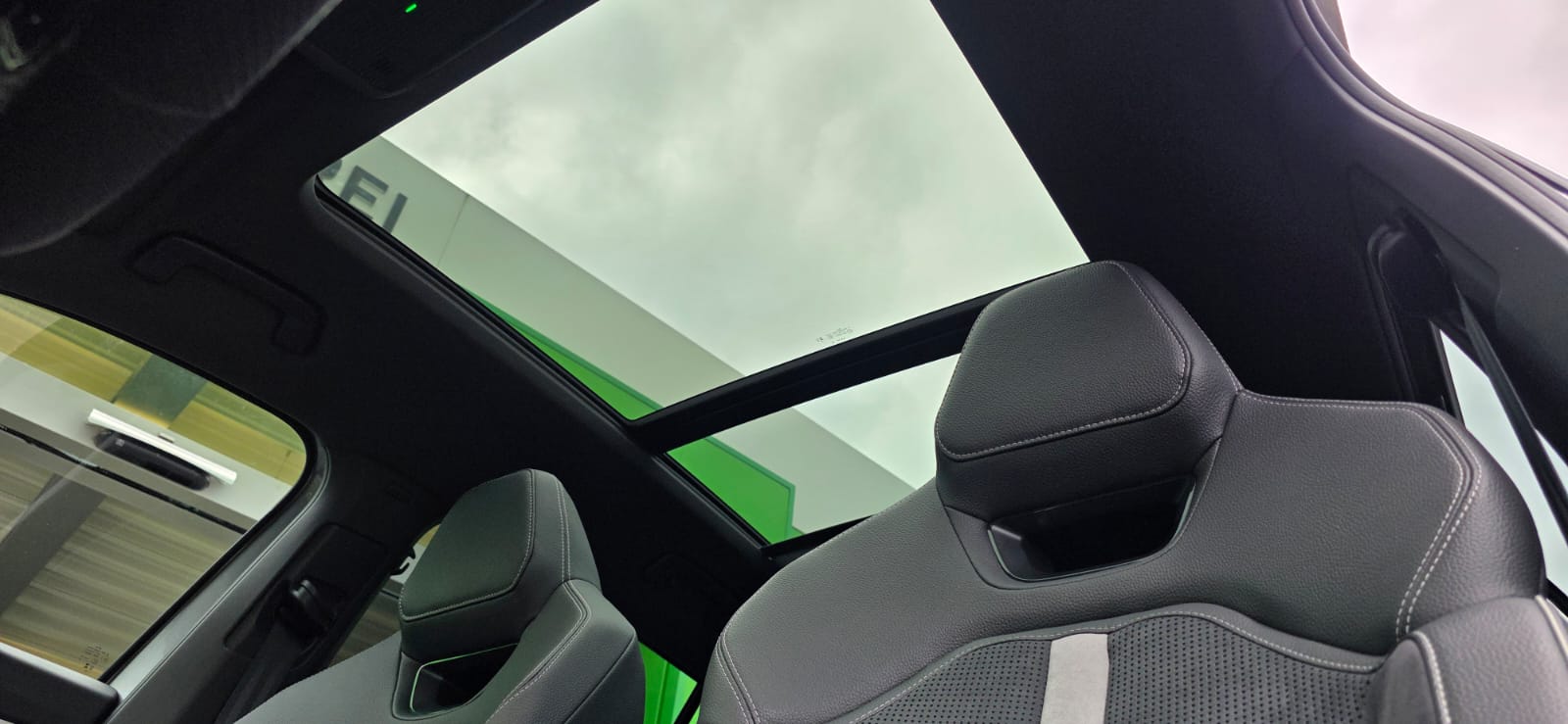 SKODA Kodiaq 1.5 TSI PHEV Sportline-image-16