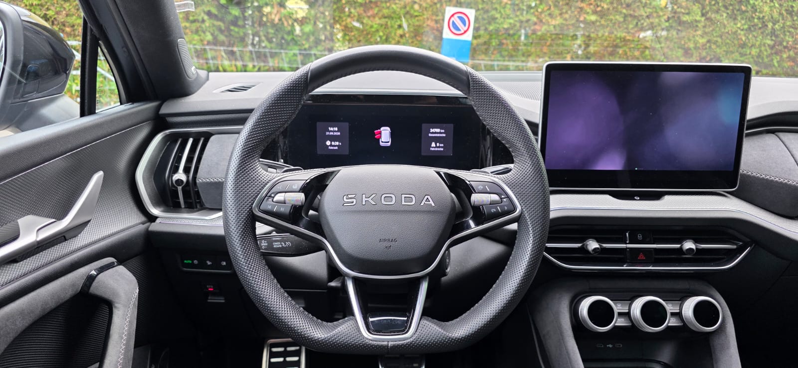 SKODA Kodiaq 1.5 TSI PHEV Sportline-image-12