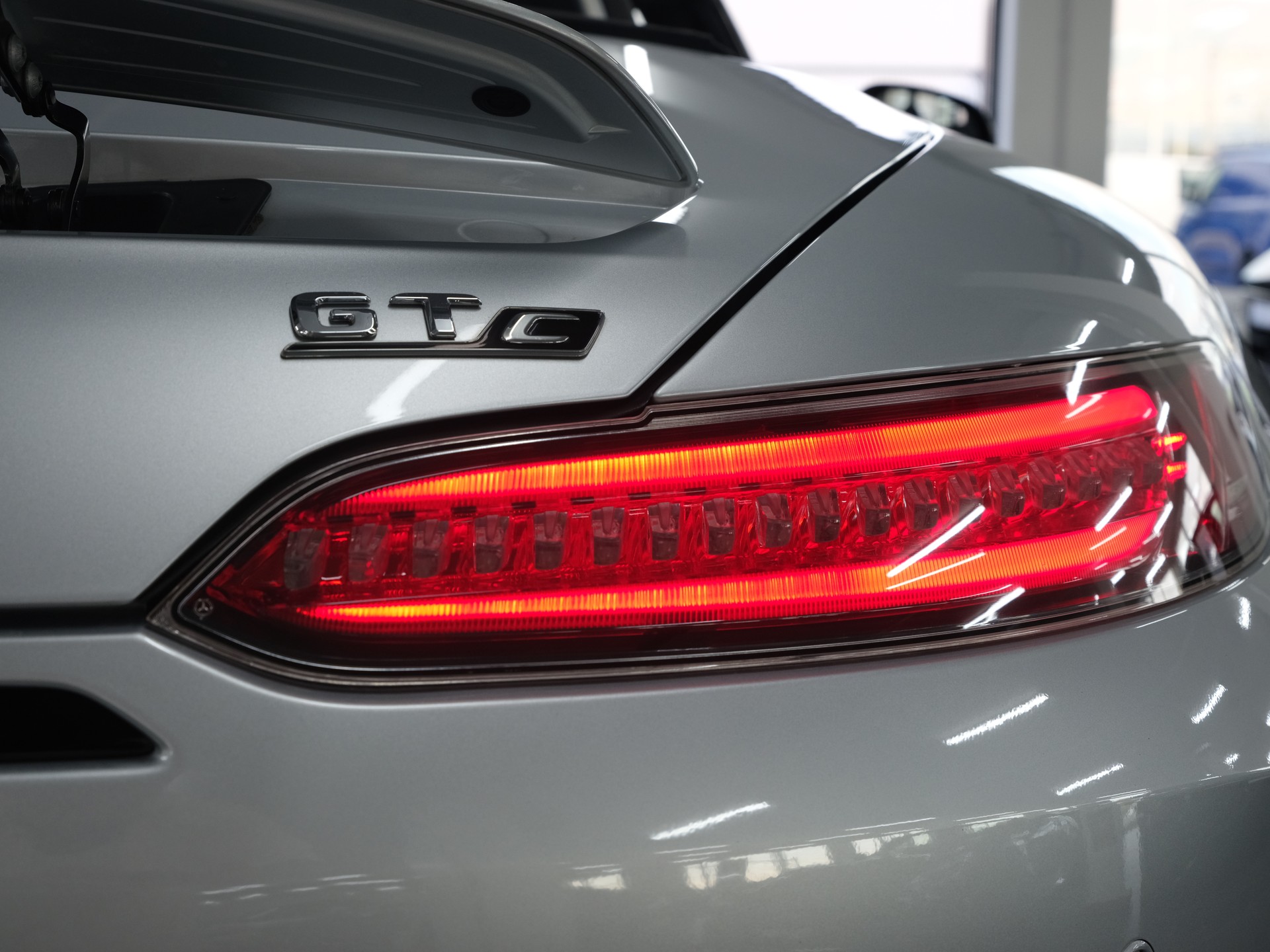 MERCEDES-BENZ AMG GT C Roadster Speedshift DCT *Burmester* *AMG* *Schalensitze*-image-18